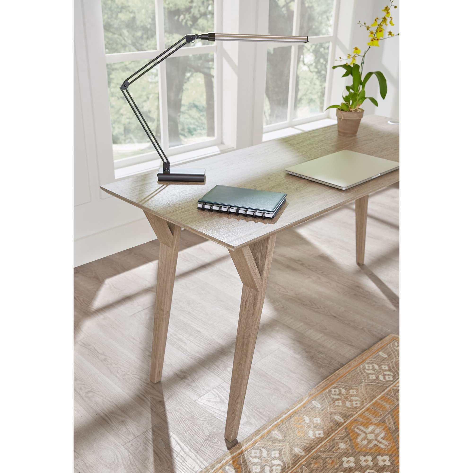 Realspace Architect Desk Lamp, Adjustable LED Task Lighting (Black/Silver, 21.5 in) fgrbj