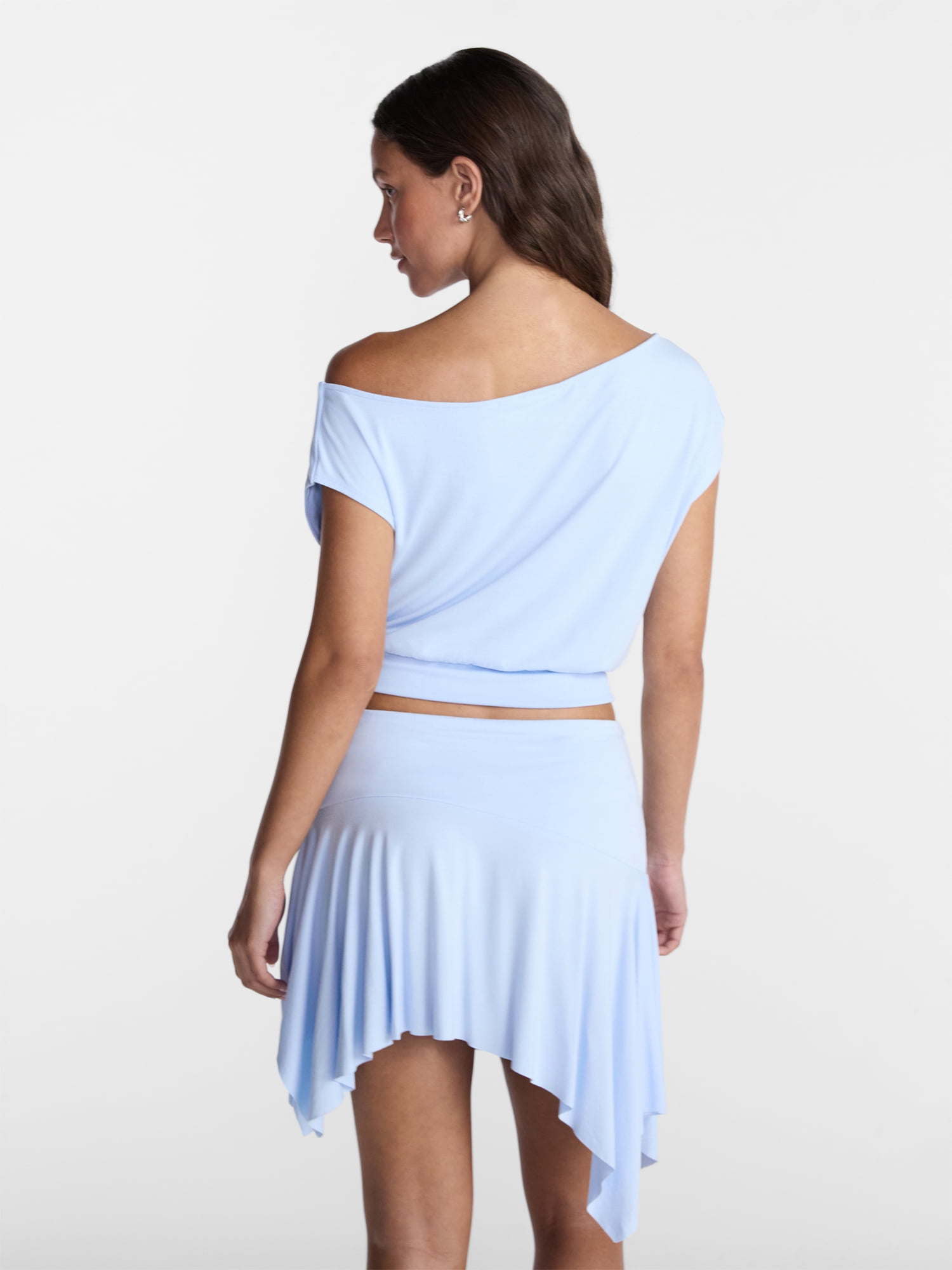 No Boundaries Women's Asymmetrical Off-the-Shoulder Top with Banded Bottom (Blue, XXS) s2hm2