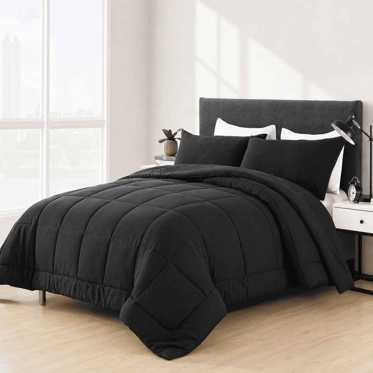 YEPCLUB 3-Piece Queen Size Comforter Set, Reversible Down Alternative Bedding with Pillowcases (Black, 88 in x 90 in) vwvlw