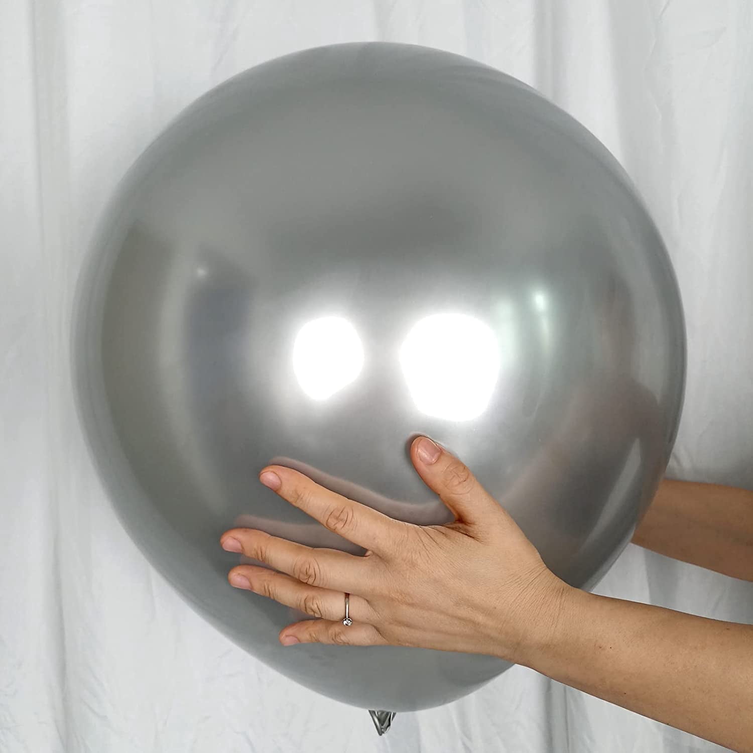 KIRIKOU Chrome Metallic Silver Balloons, Heavy-Duty Latex Party Decor (18 in, 10 Pack) d5d1i