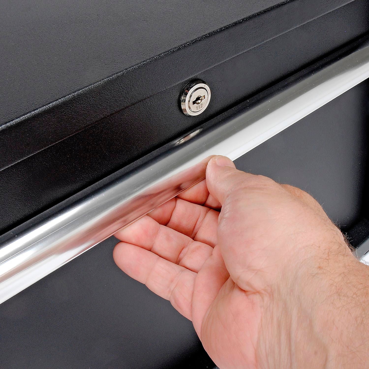 Global Industrial Stacking Steel Drawer (Black, 17.25 in W x 20 in D x 12 in H) 74amc