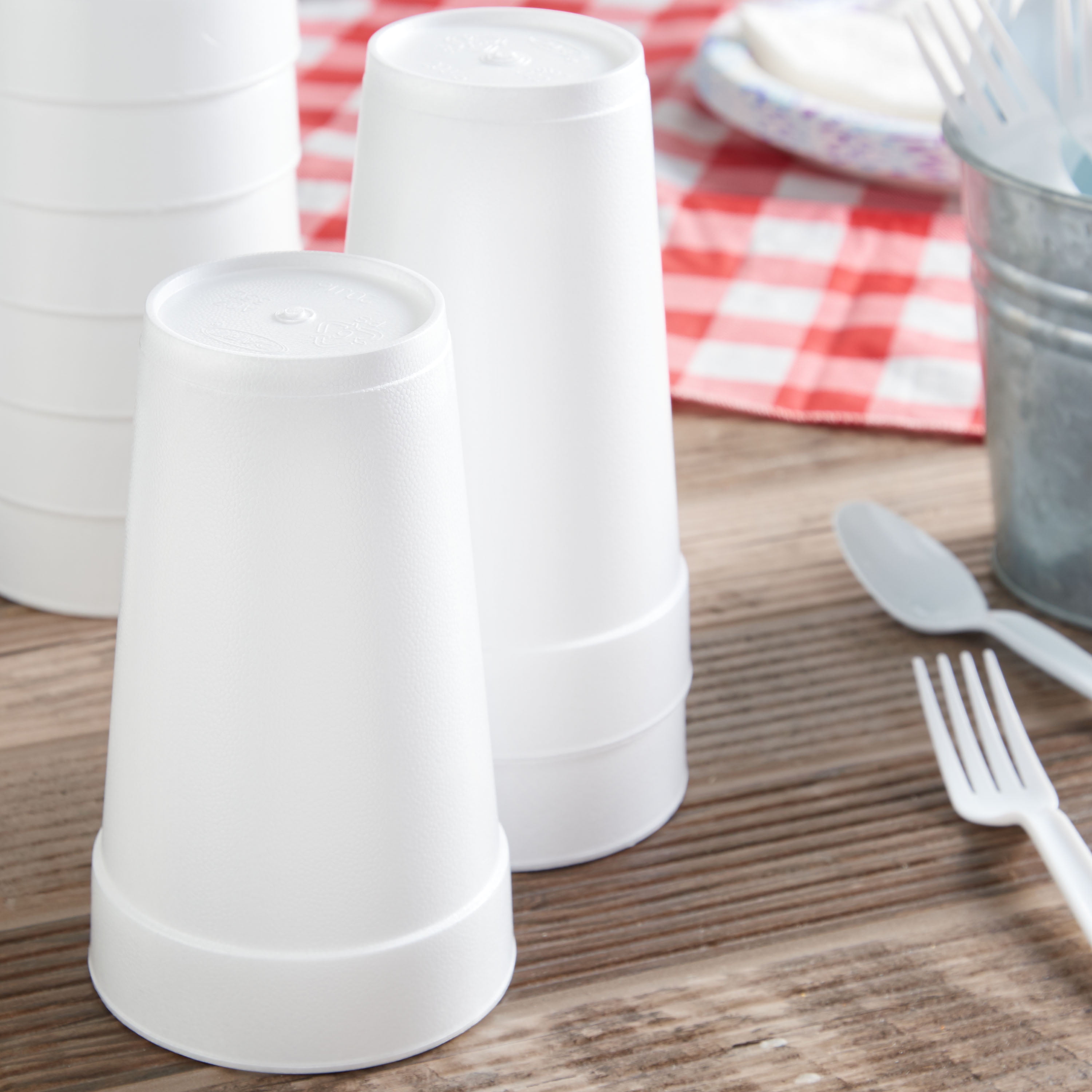 Great Value Insulated Disposable Foam Cups for Hot and Cold Beverages (White, 20 fl oz, 14 Count) pmnpy