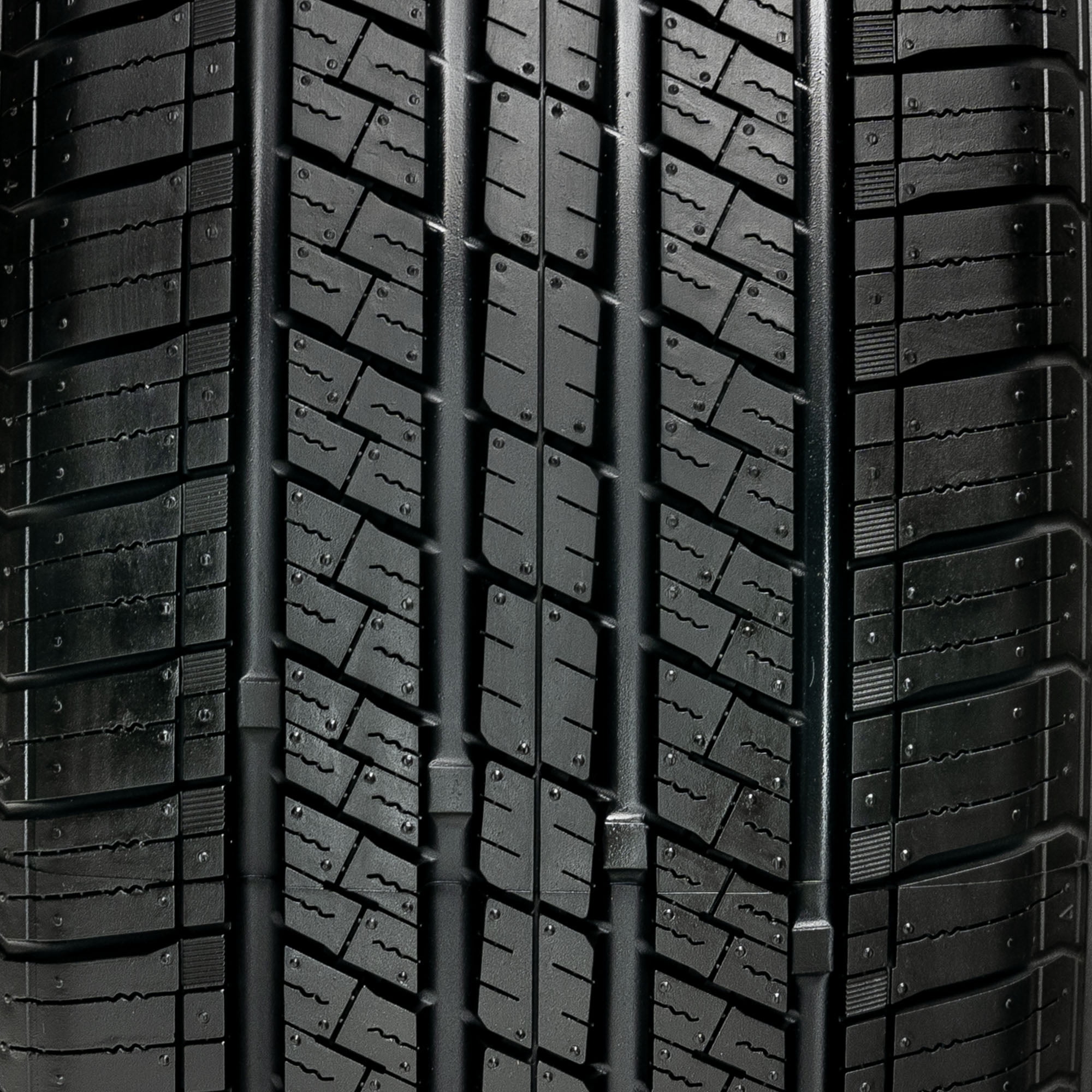 Vantage Touring AS All Season Passenger Tire (245/60R18) ff7u4
