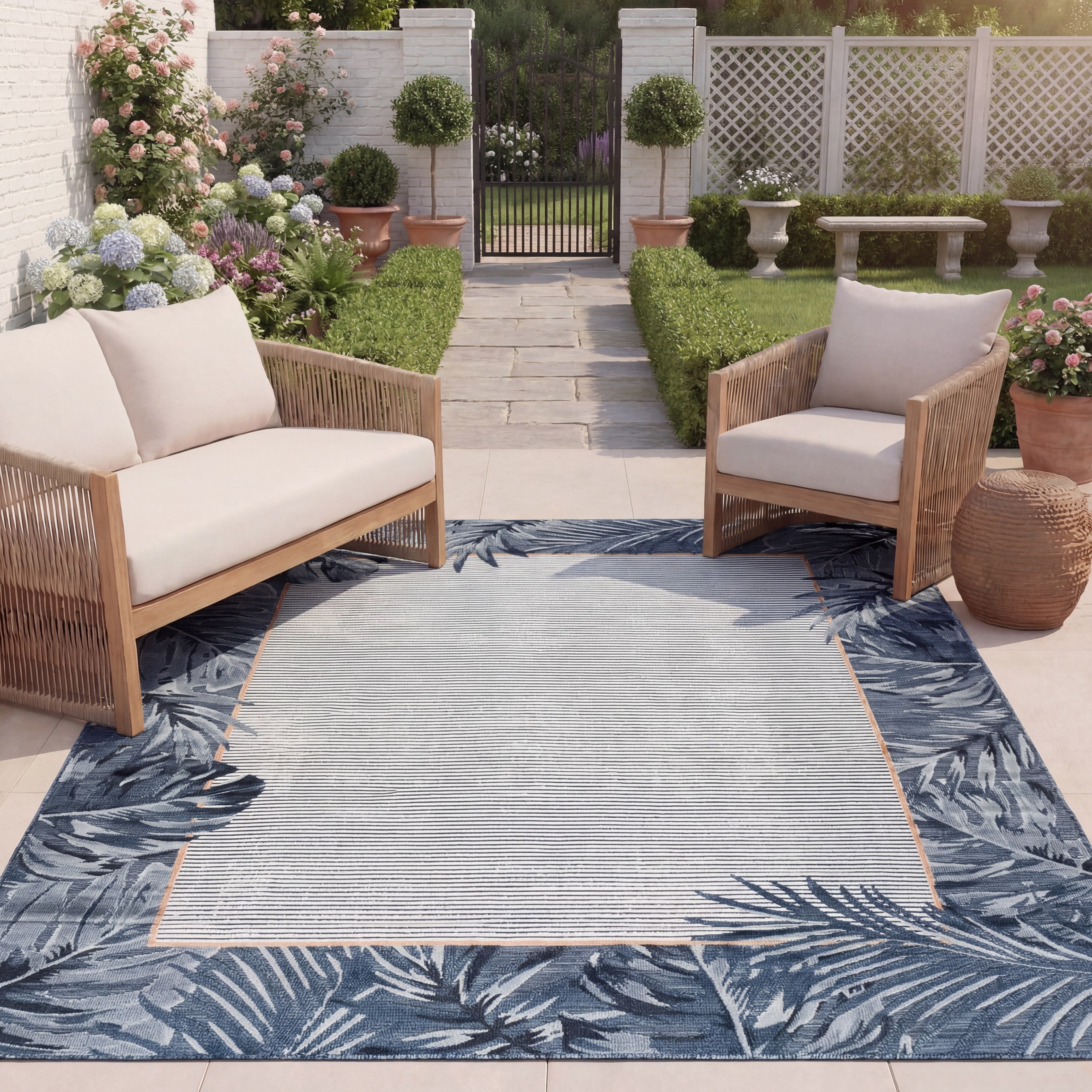 Safavieh Cabana Elvina Indoor/Outdoor Area Rug (Ivory/Navy, 5 ft x 8 ft) uwns3