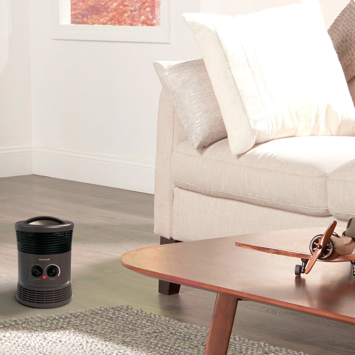 Honeywell Surround Heat Ceramic Heater, Portable Electric Space Heater with Adjustable Thermostat (Black, 1 Unit) aacsu