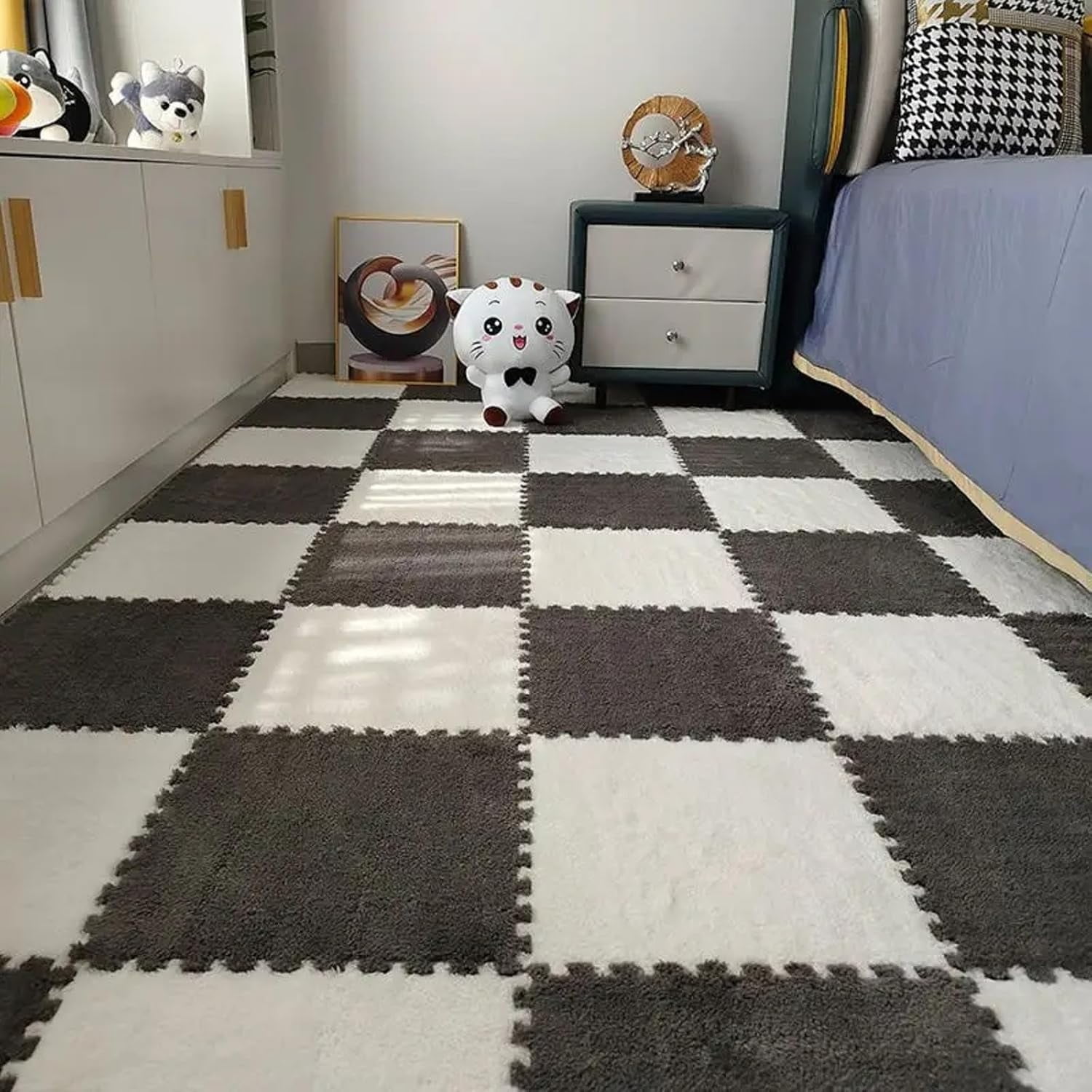 Umid Fluffy Plush Interlocking Foam Floor Mats, Soft Non-Slip Carpet Tiles for Playroom and Living Room (Grey and White, 10 Pack, 12x12 in) 4j42i