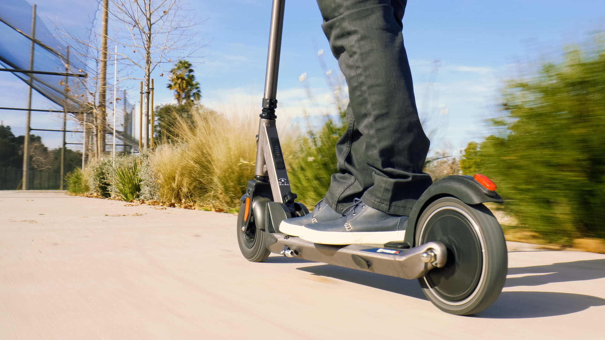 Razor E Prime III Electric Scooter for Adults, Portable Folding Commuter with 18 mph Max Speed and 15-mile Range (Black, 220 lb Capacity) fjgv5