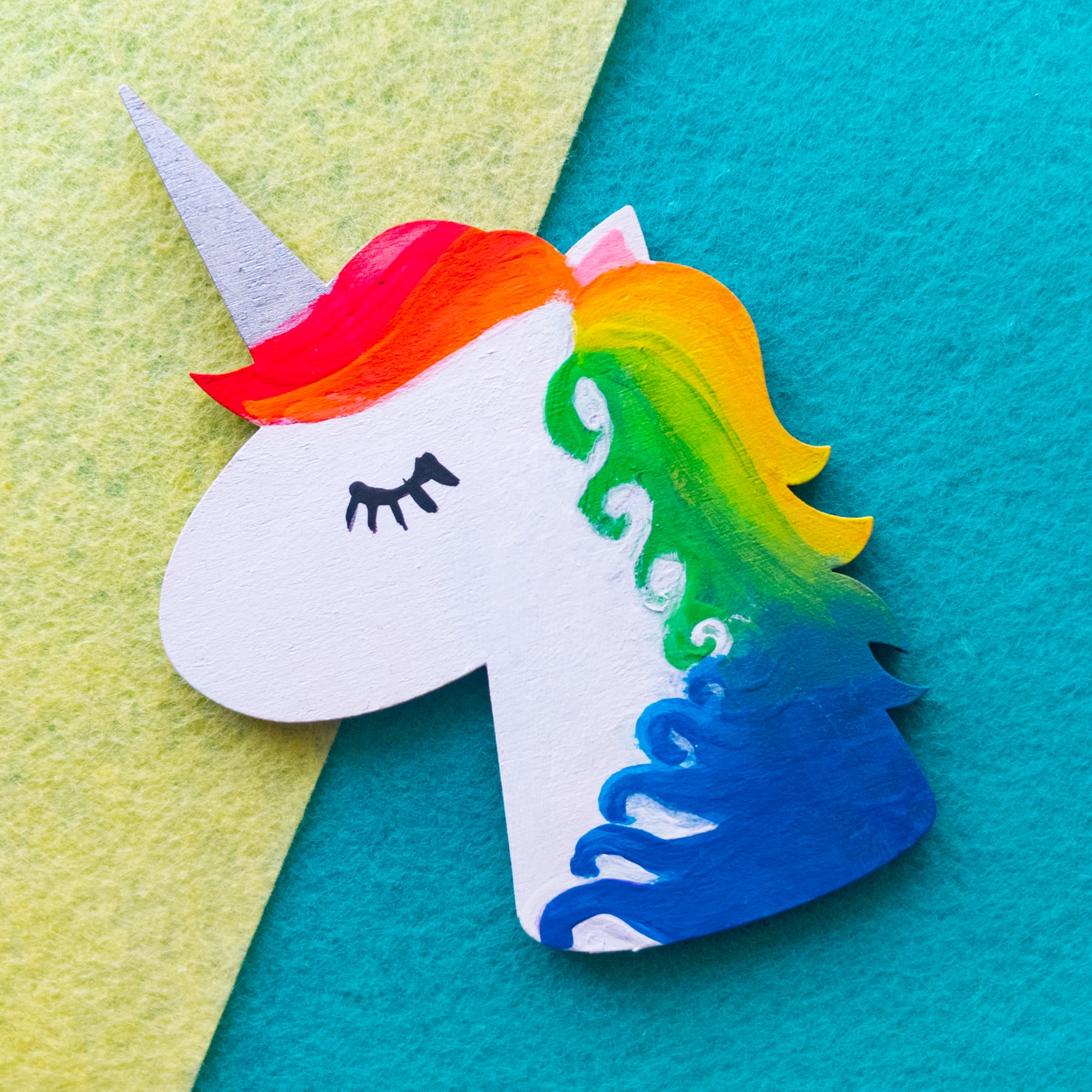 Hello Hobby Wooden Unicorn Shape for DIY Crafts, Ready-to-Decorate Die-Cut Wood Decor (Beige, 3.2 in x 0.15 in x 4 in) koh92
