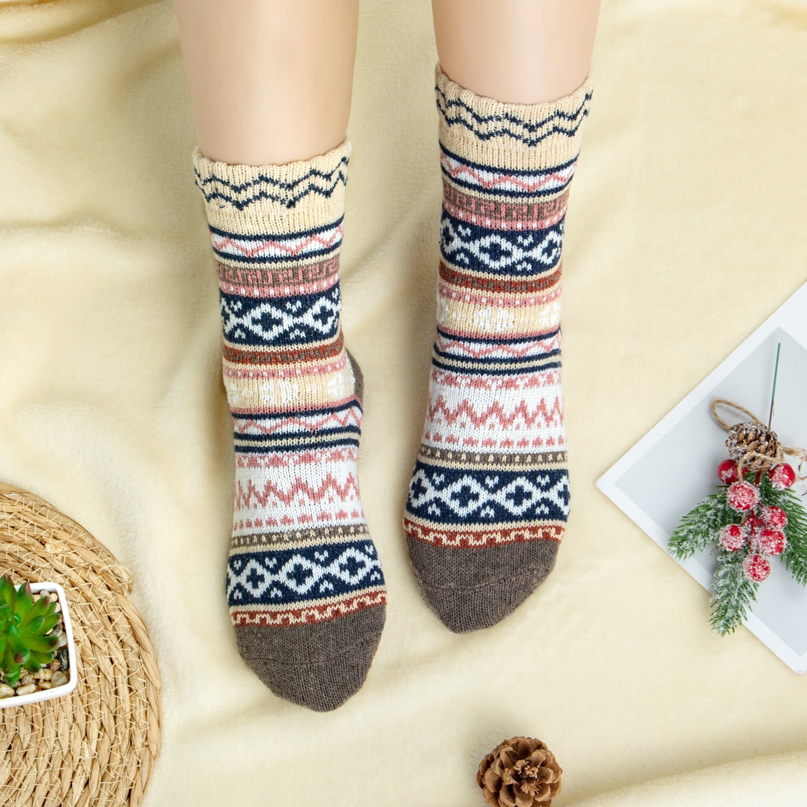 Loritta Women's Wool Thermal Socks, Cozy Winter Boot Crew Socks (Multi-Color, 5 Pairs, US Size 5-10) 4k3ii