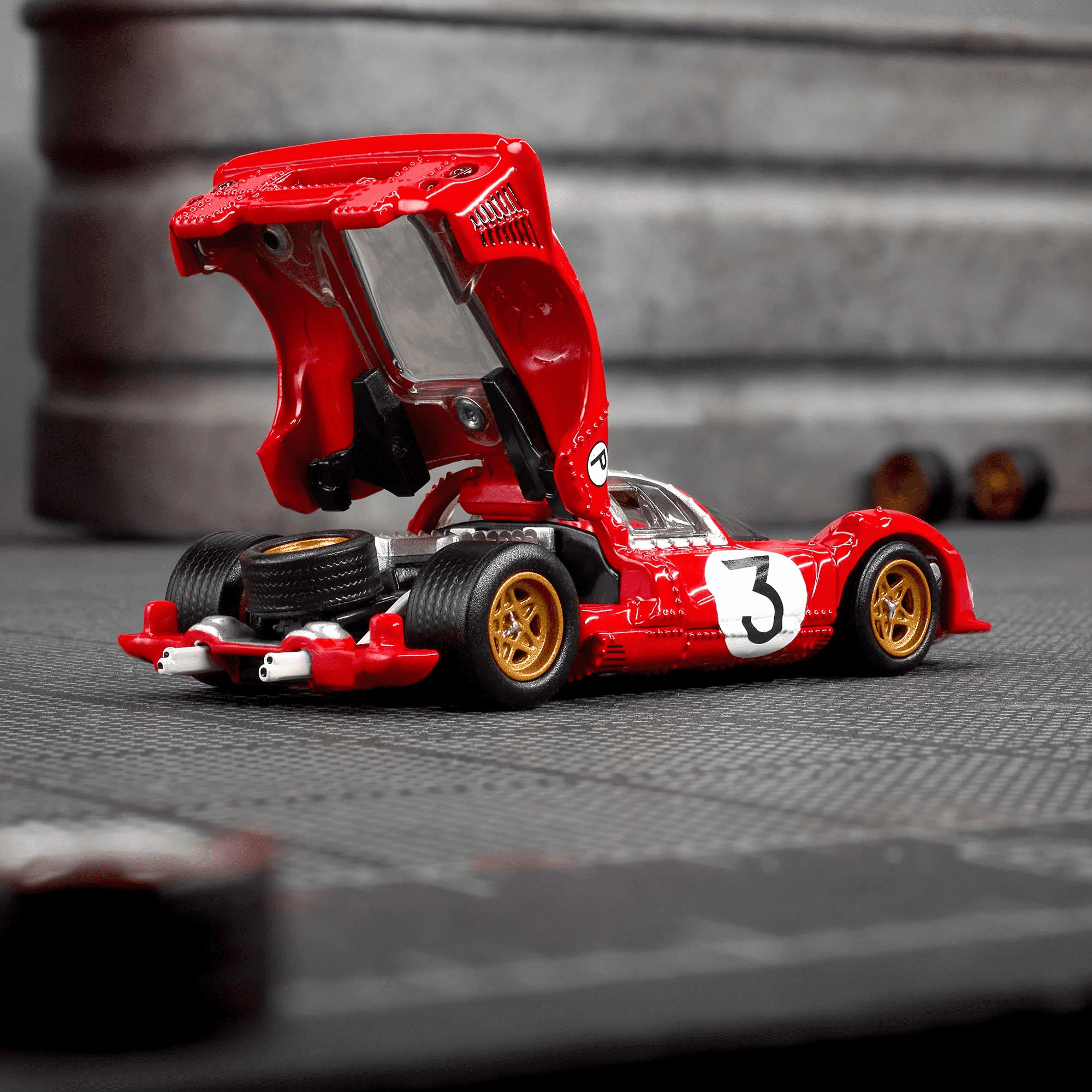 Hot Wheels Elite 64 1967 Ferrari 330 P4 Premium Die-Cast Car (Rosso Corsa Red, 1:64 Scale) frf7s