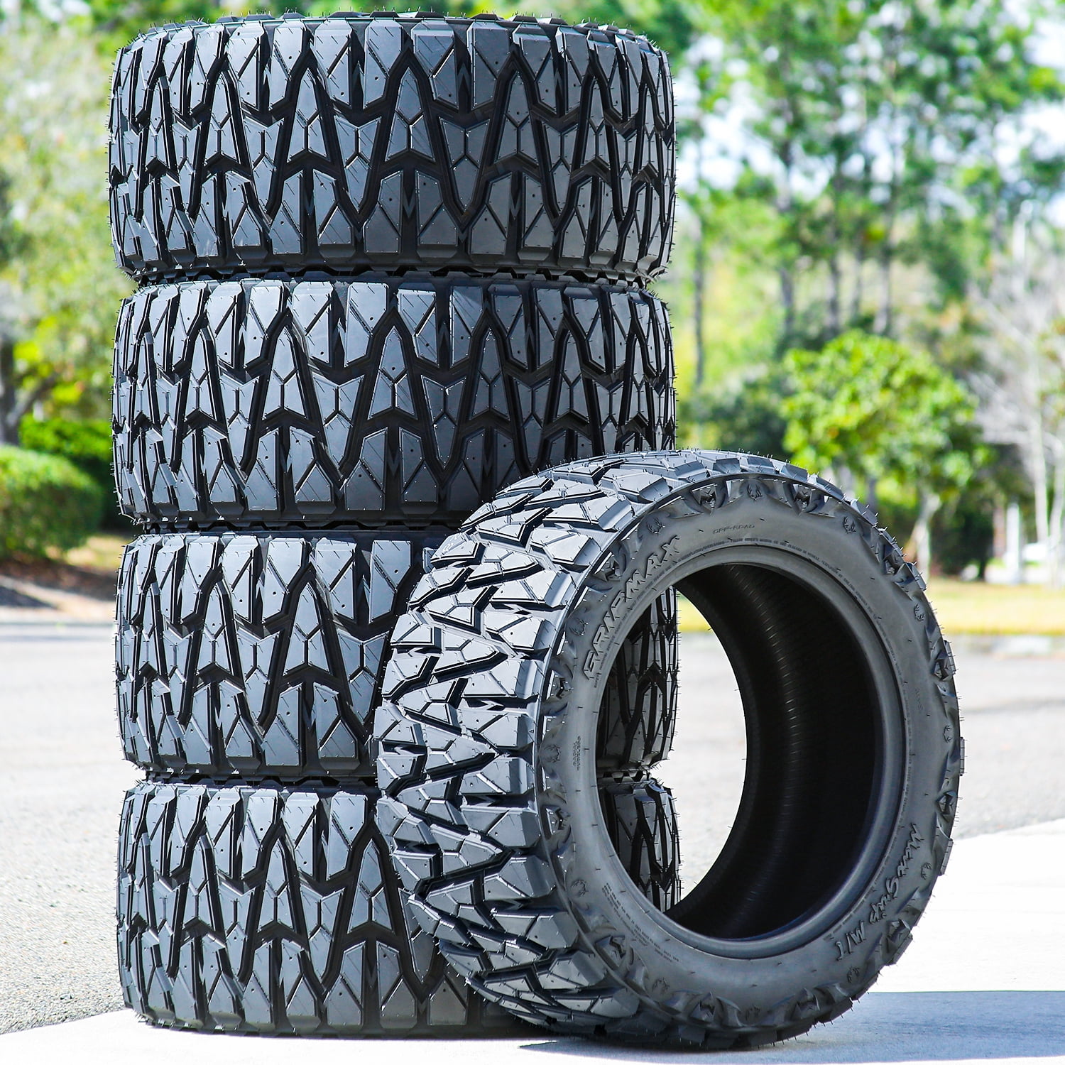 Gripmax MaxGrip M/T Mud Terrain Light Truck Tire (35x11.50R20, 10 Ply) hk314