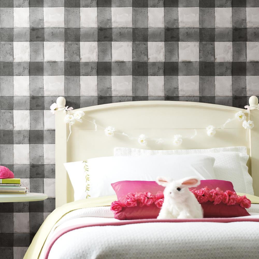 RoomMates Buffalo Plaid Peel and Stick Wallpaper (Black, 20.5 in x 16.5 ft) nvld4