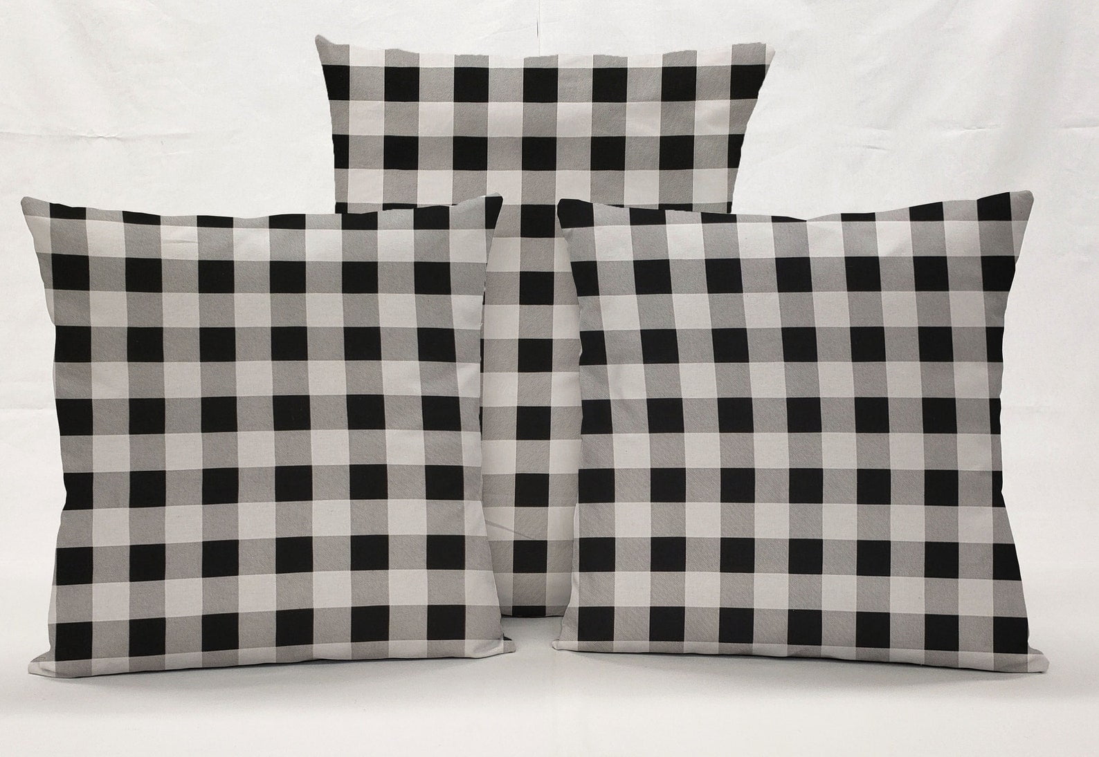 Penny's Needful Things Buffalo Check Plaid Pillow Cover Decorative Farmhouse Accent (White, 12 in x 12 in) 3xzq1