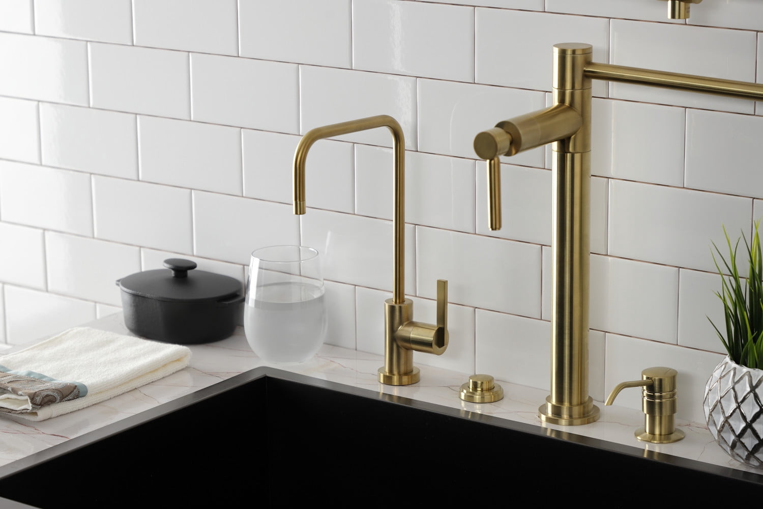 Kingston Brass Continental Single-Handle Water Filtration Faucet (Brushed Brass, 5.875 in Reach) 5doh3