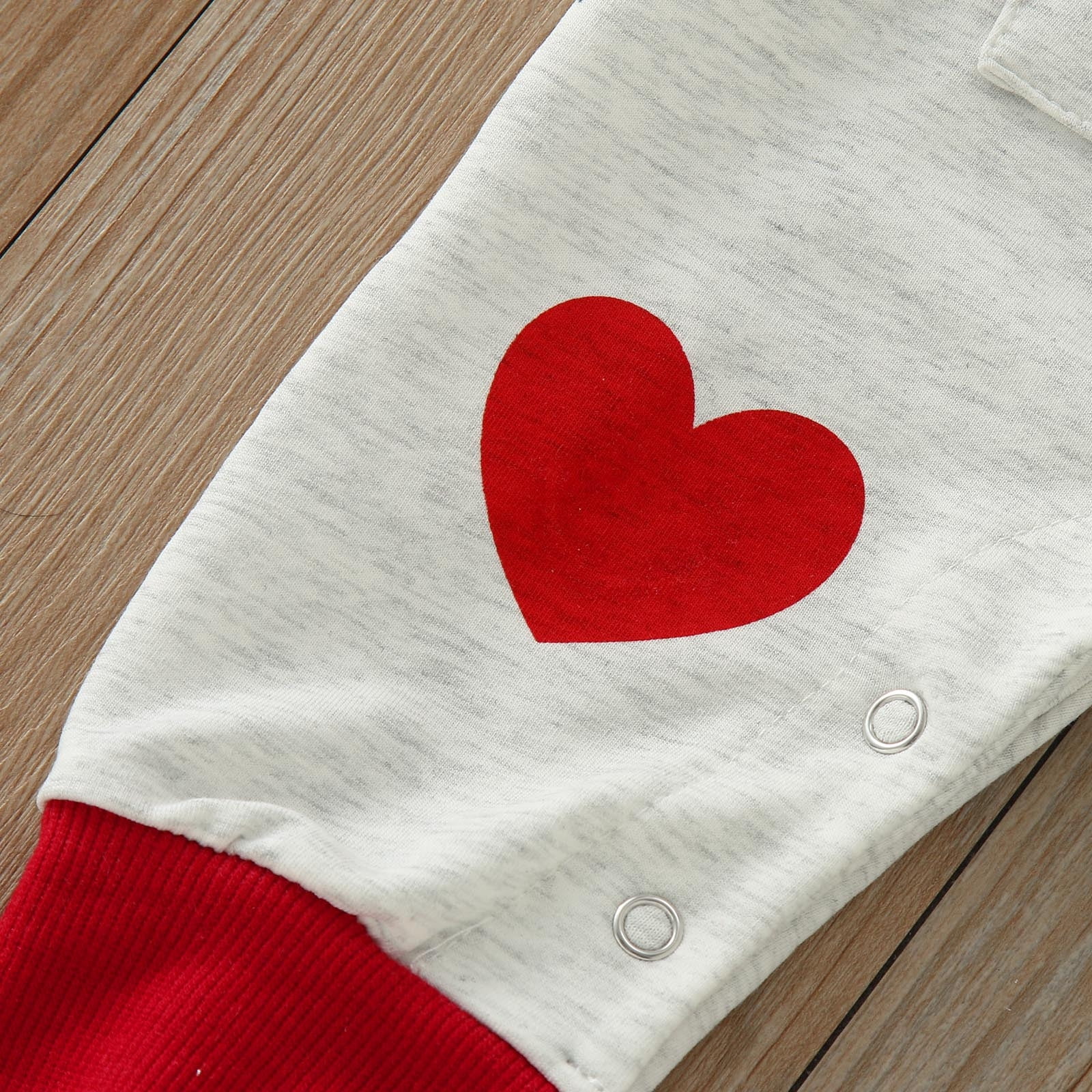 Byoo Baby Boys Valentine's Day Heart Print Hooded Romper (Grey, 12-18 Months) jqbuq