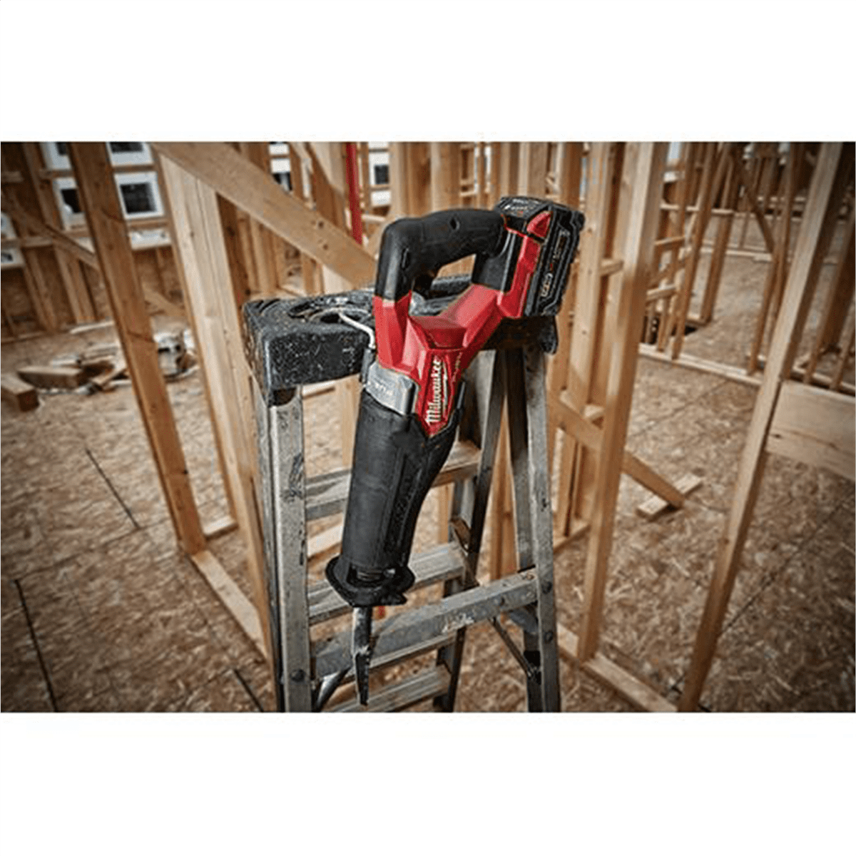 Milwaukee M18 FUEL SAWZALL Reciprocating Saw Kit (Brushless, Cordless, 1.25 in Stroke) (2-Battery Kit) 1q1oa