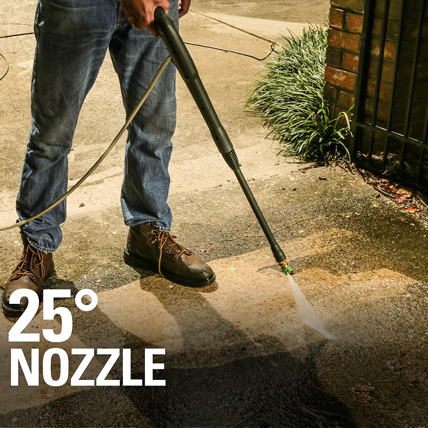 Greenworks 1800 PSI Electric Pressure Washer (1.2 GPM, 13-Amp Motor) zqej6