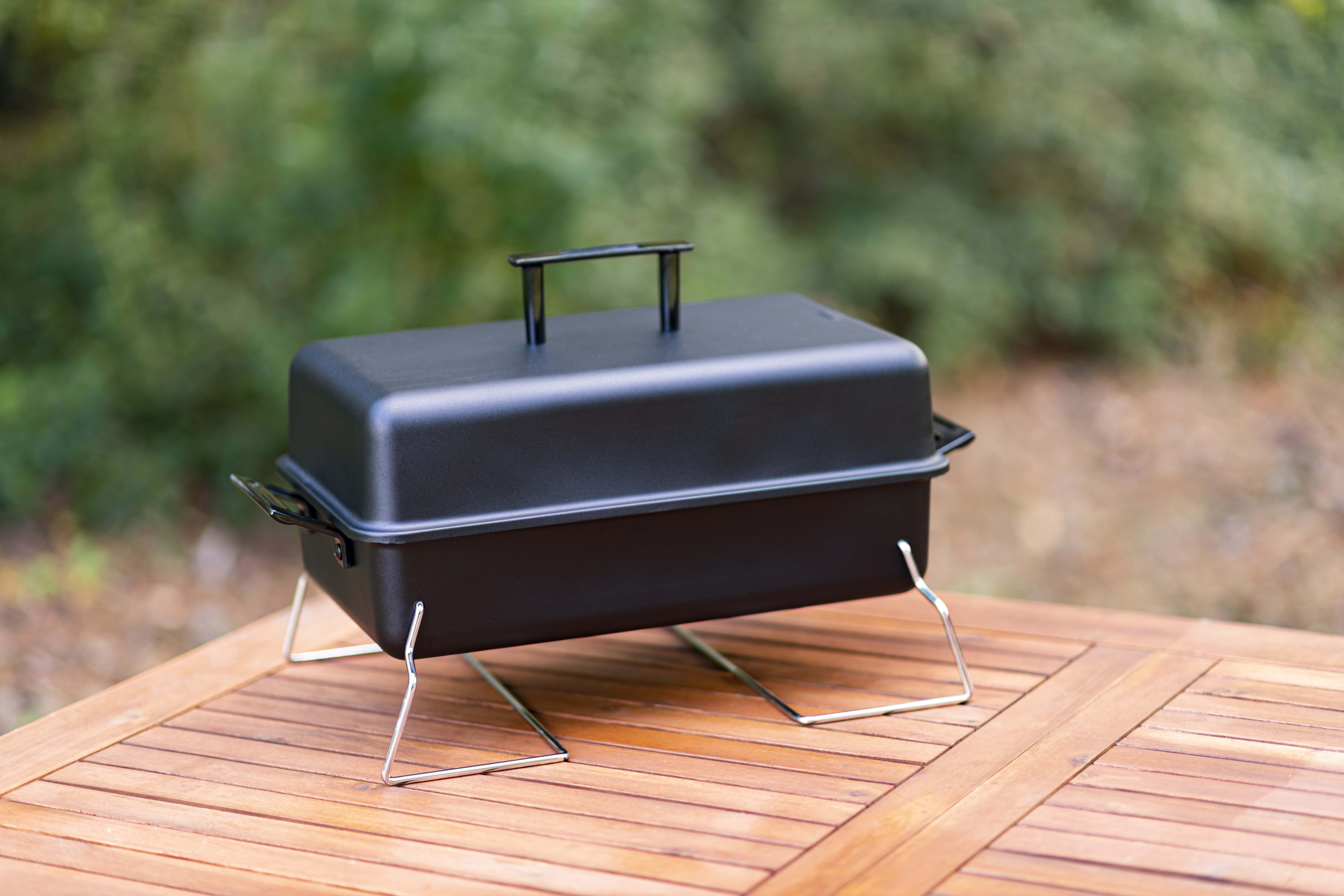 Charbroil Portable Charcoal Grill (Black, 190 sq in) 0b6pf