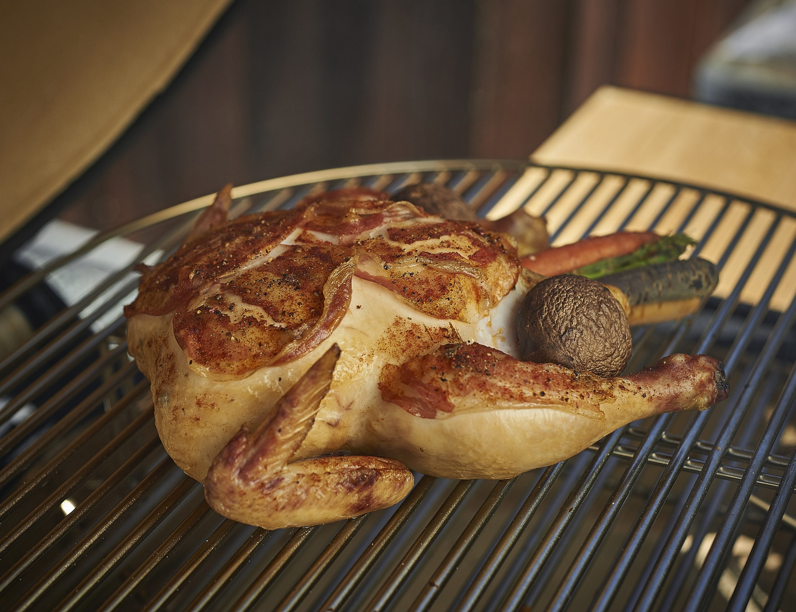 Kamado Gourmet 19 in Ceramic Grill and Smoker with Forge Fire Chamber and Bamboo Shelves (Black, 19 in) w0fui