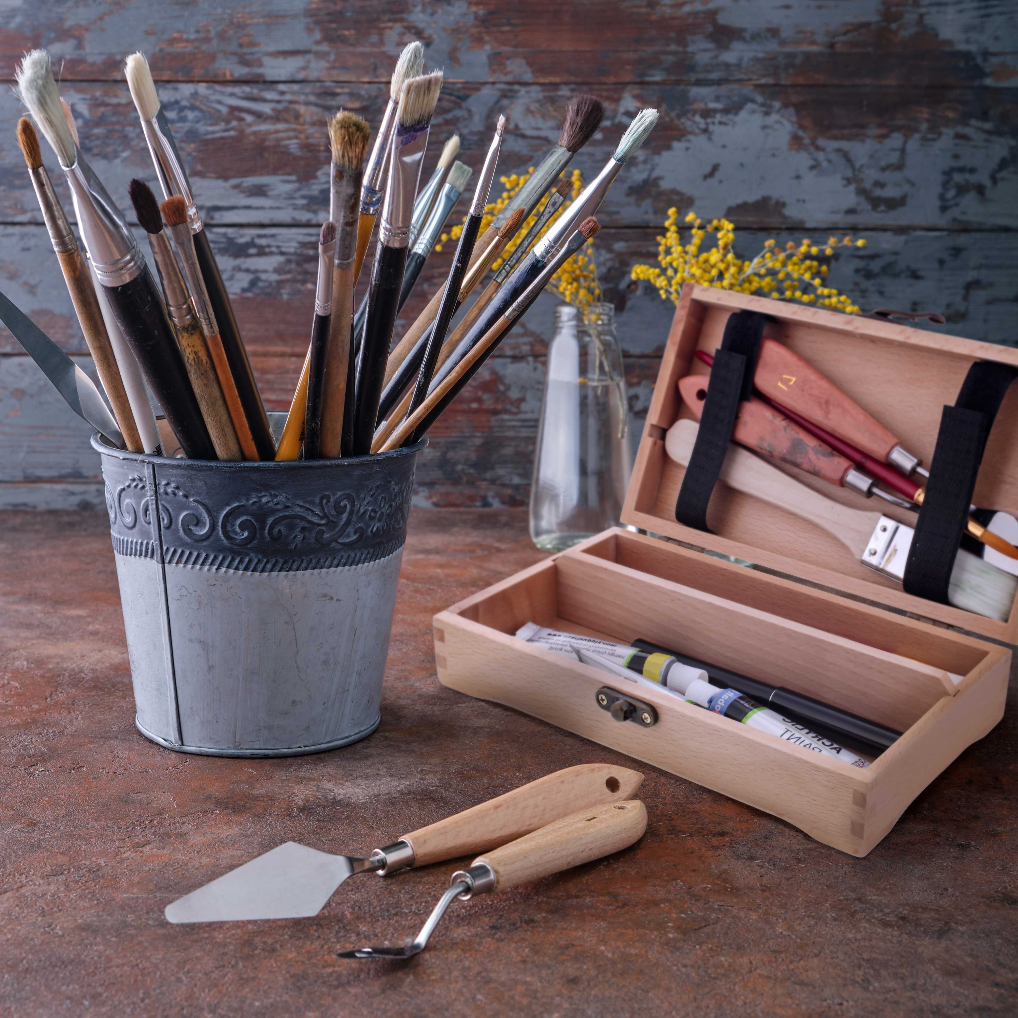 U.S. Art Supply Artist Tool and Brush Storage Box, Durable Beechwood Organizer with Locking Clasps (Beige, 8 in x 4.5 in x 2 in) bmf92