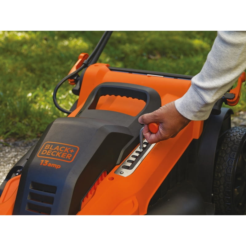 BLACK+DECKER Electric Lawn Mower, Corded 13-Amp High-Torque Motor, 20-Inch Cutting Deck (Black, 20 in) b3rkm