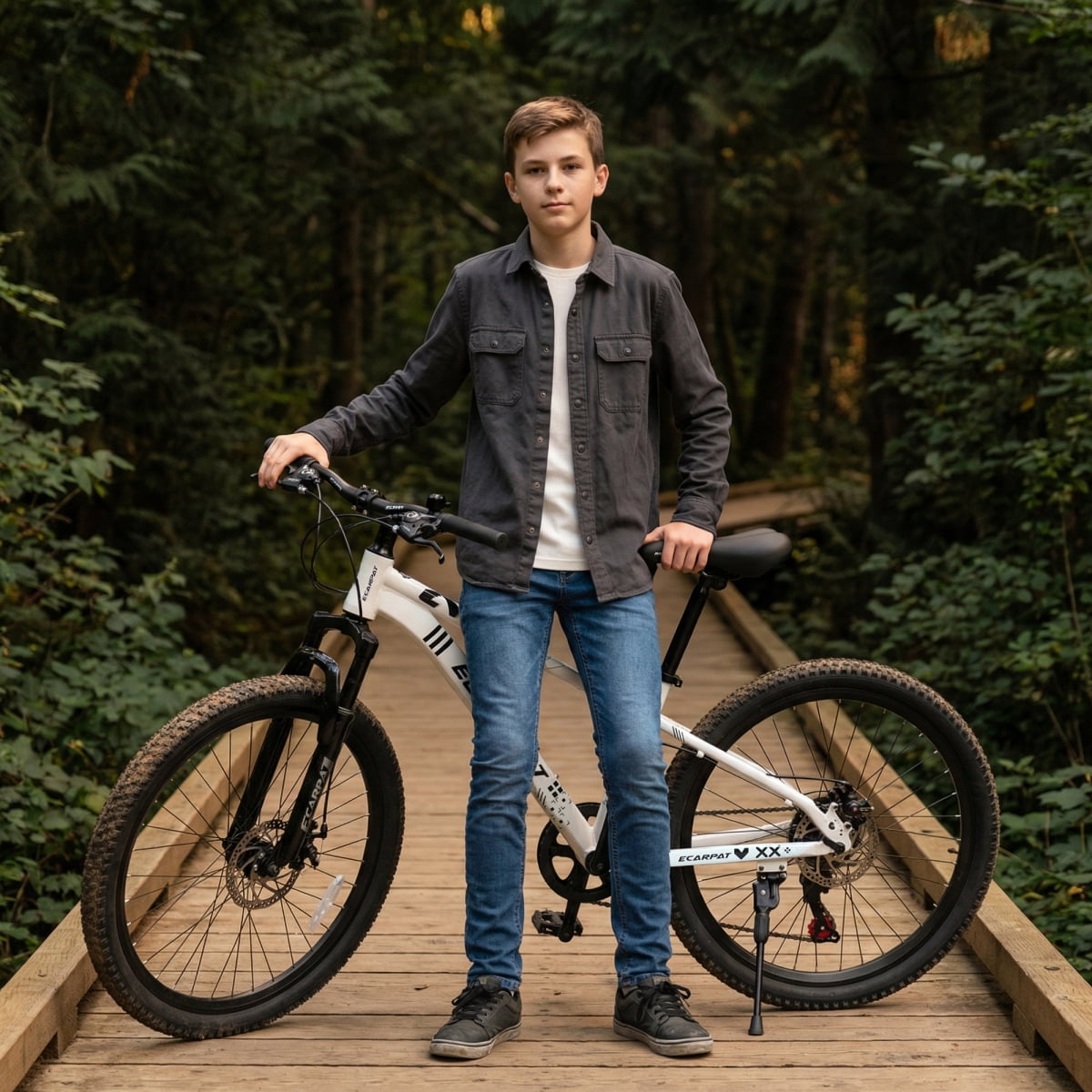 LuckyNote 21-Speed Mountain Bike, Adult Trail Bicycle with Front Suspension and Dual Disc Brakes (White, 24 in) klayj