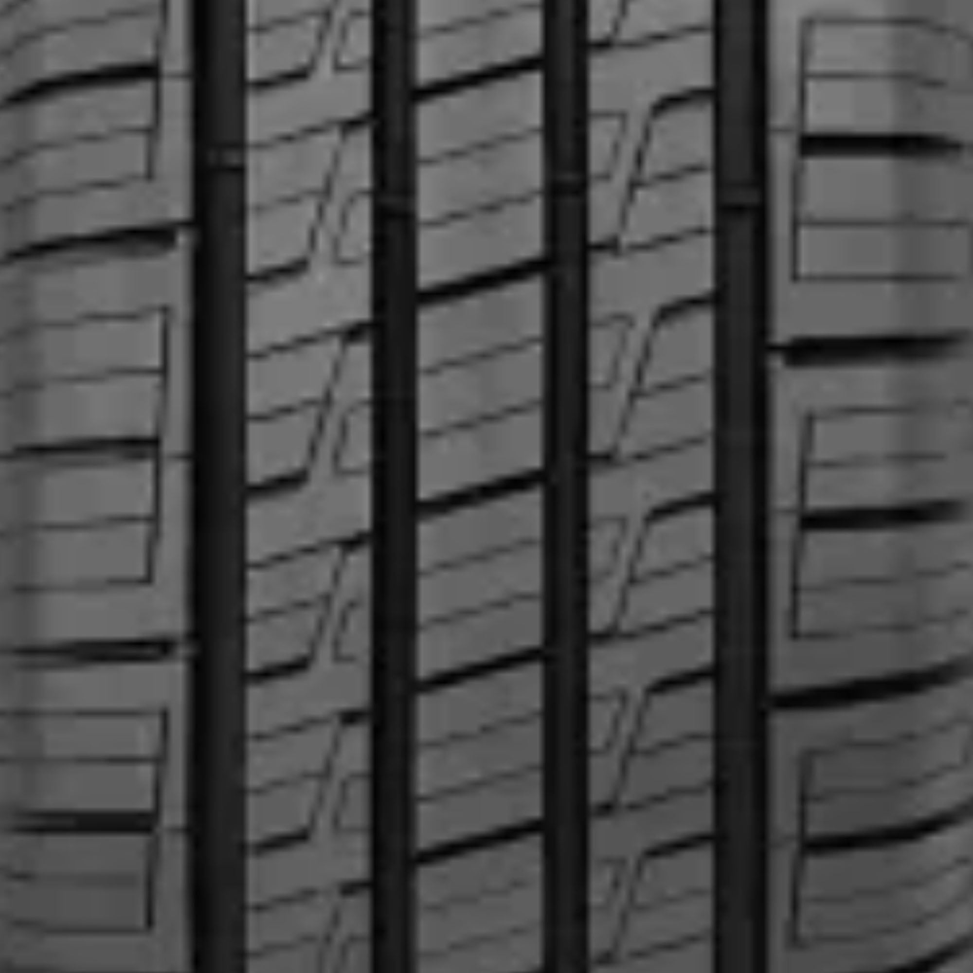 National Commando HTS 2 All-Season SUV Crossover Tire (235/60R18) b4qao
