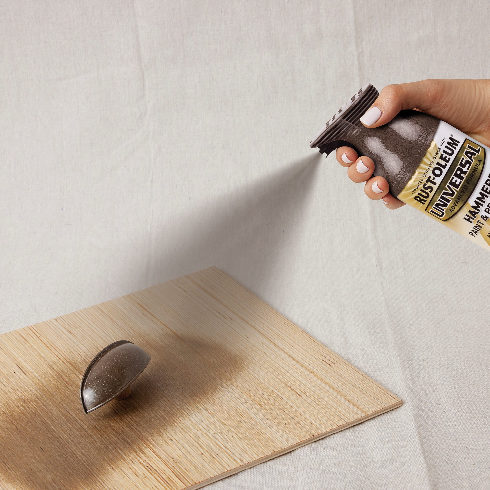 Rust-Oleum Universal Hammered Spray Paint and Primer (Dark Bronze, 12 oz) v574q