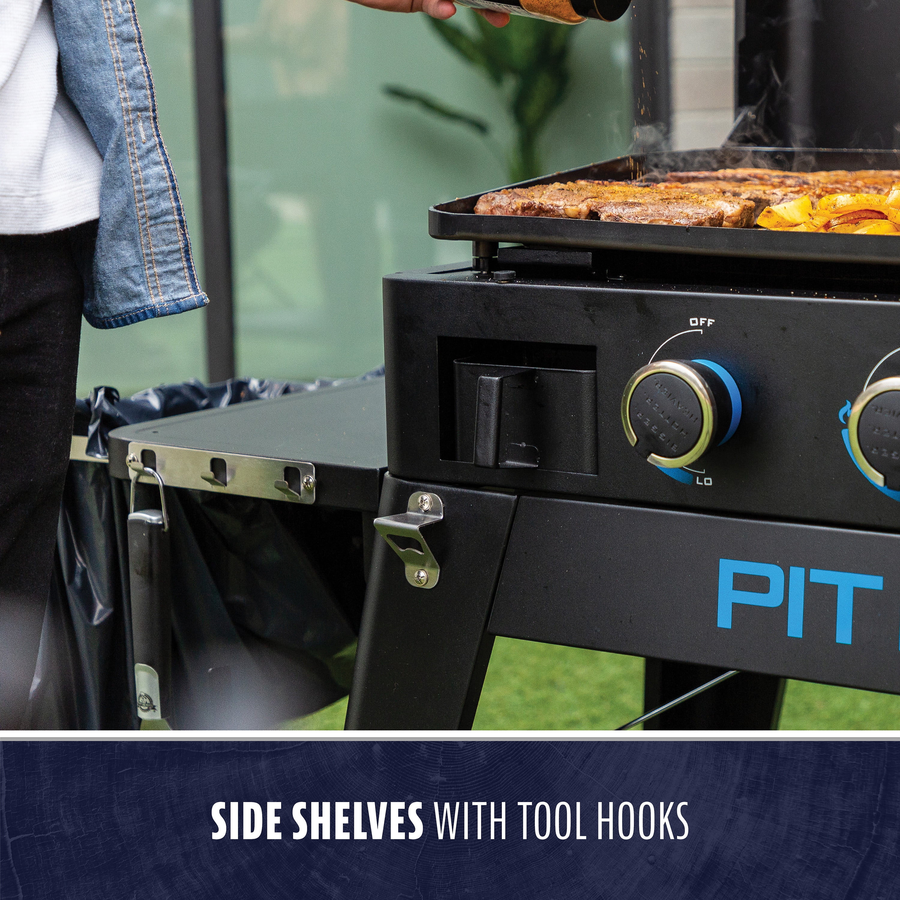 Pit Boss Ultimate 30 in 3-Burner Gas Griddle with Ceramic Cooking Surface (Black, 536 sq in) 3rsww