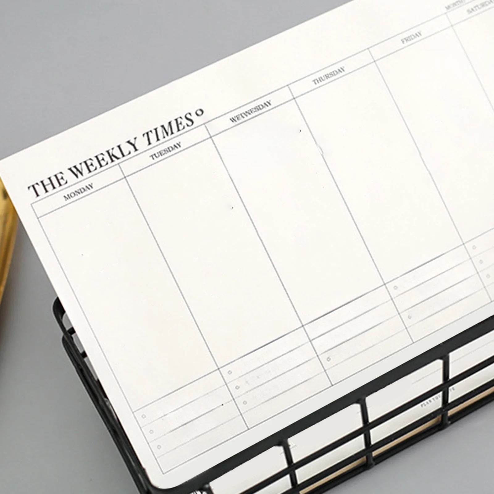 Xuyyia Undated Monthly Planner Notepad, Tear-Off Calendar Sheet for Holiday Scheduling (White, 9.64x6.89 in, 60 Sheets) ioqxo