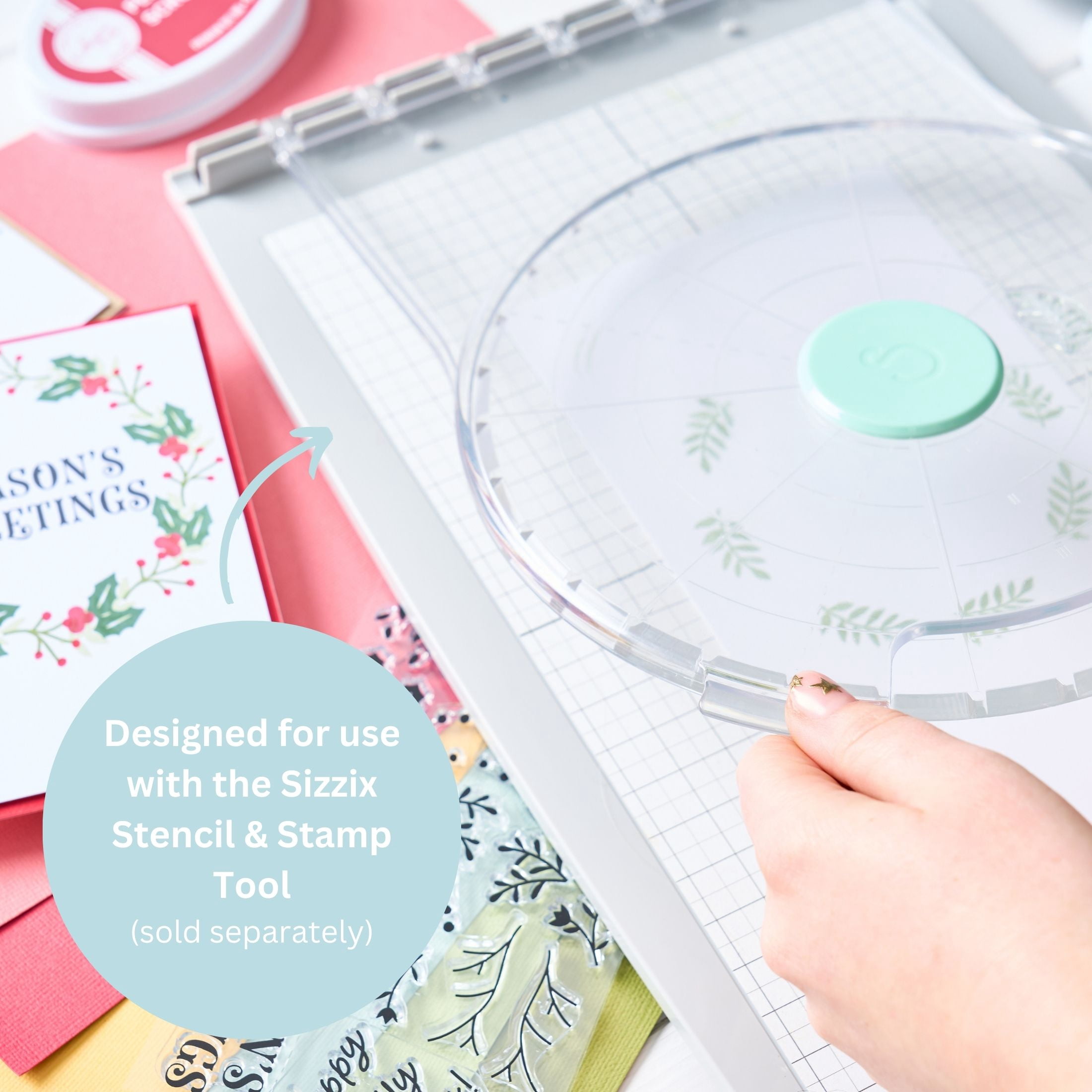 Sizzix Stamp & Spin Rotating Stamping Platform for Cardmaking and Scrapbooking (Clear, 1 Piece) 0sy4e
