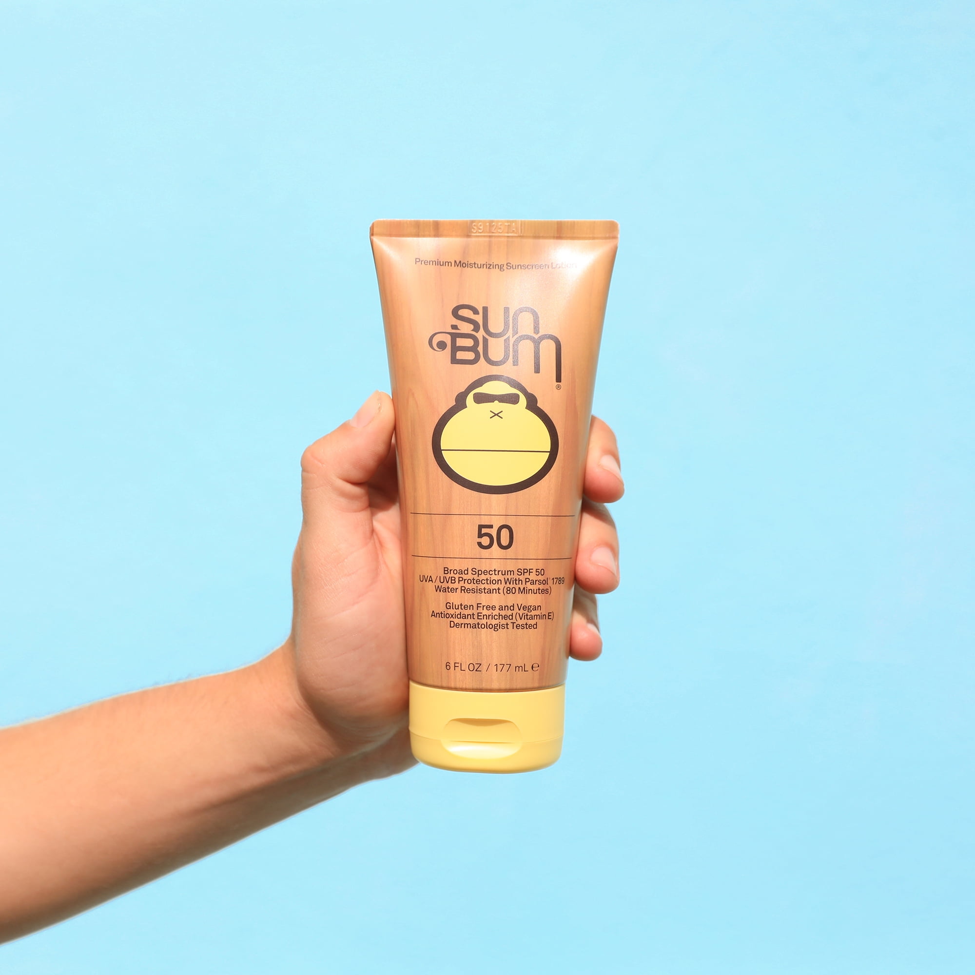 Sun Bum Original Moisturizing Sunscreen Lotion, Broad Spectrum SPF 50 (6 oz) fk1ew
