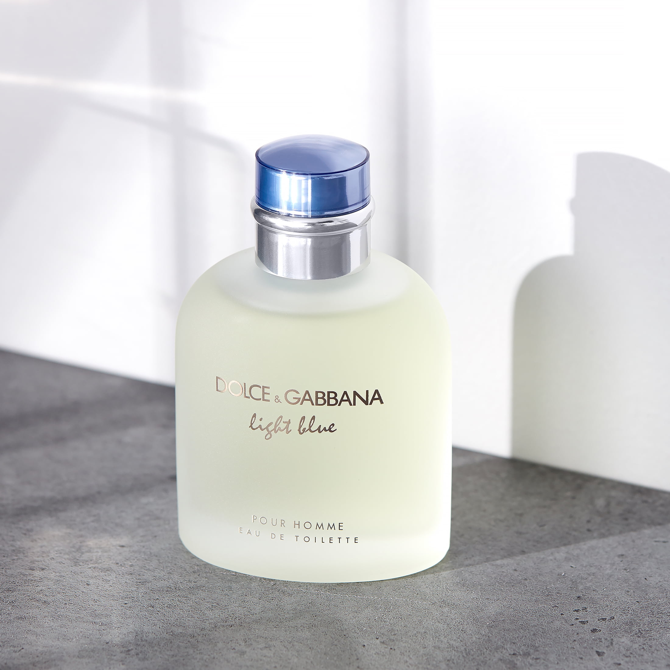 Dolce & Gabbana Light Blue Eau De Toilette Cologne for Men (Blue, 4.2 oz) ejymg