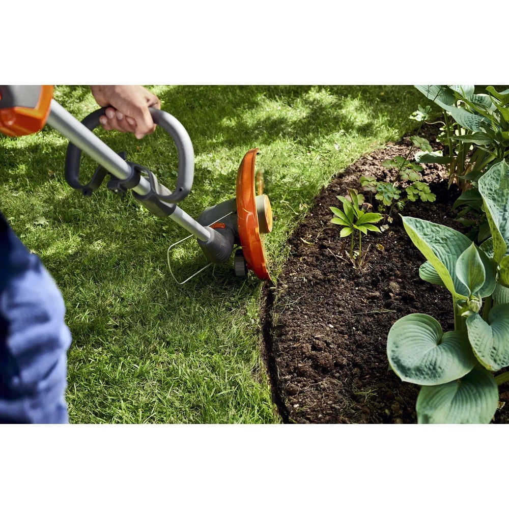 Husqvarna 110iL FLXi 40V Cordless Grass Trimmer Kit with Battery and Charger (11.8 in, 4 Ah) 6rop8