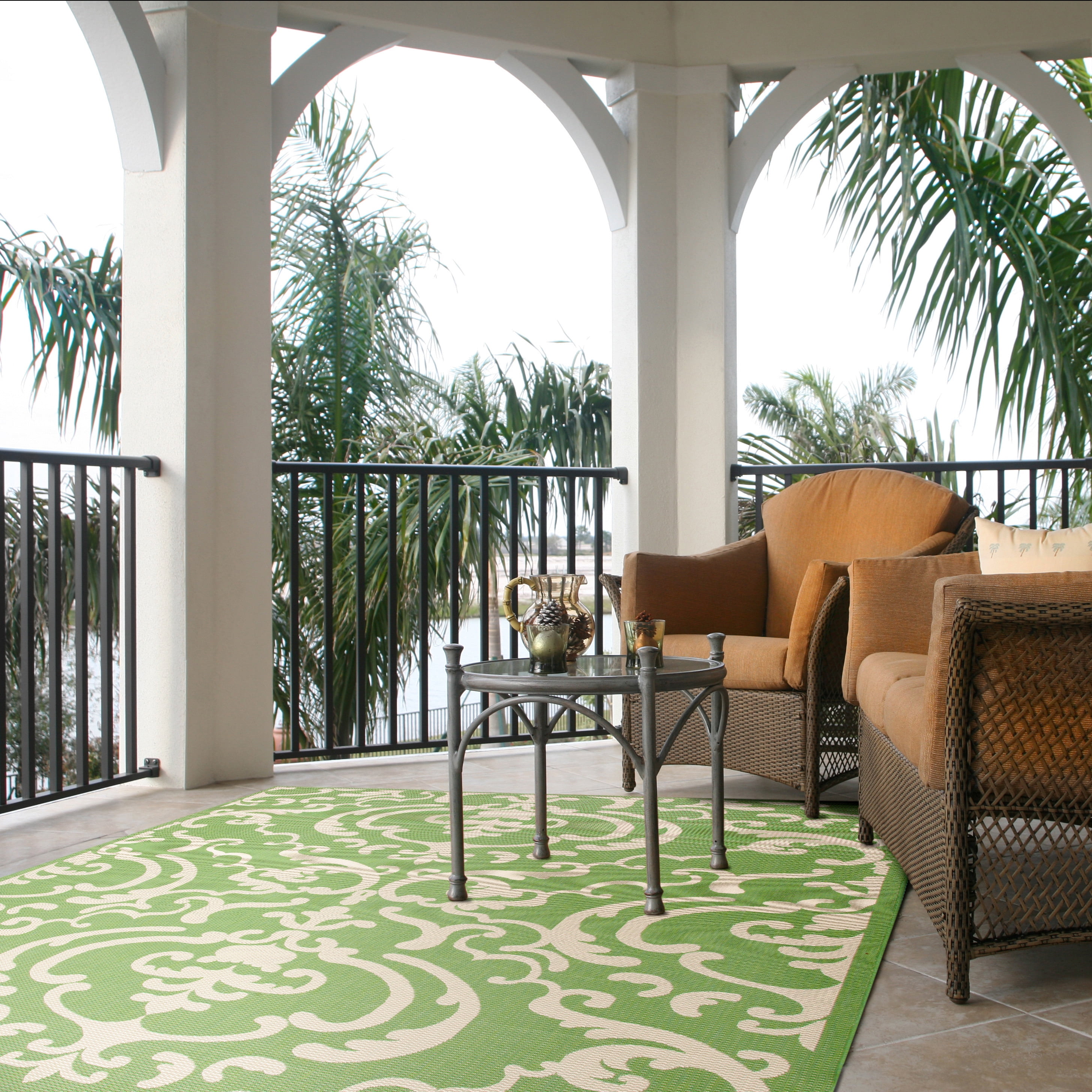 Safavieh Courtyard Dara Damask Indoor/Outdoor Area Rug (Olive/Natural, 5 ft 3 in x 7 ft 7 in) dd81q