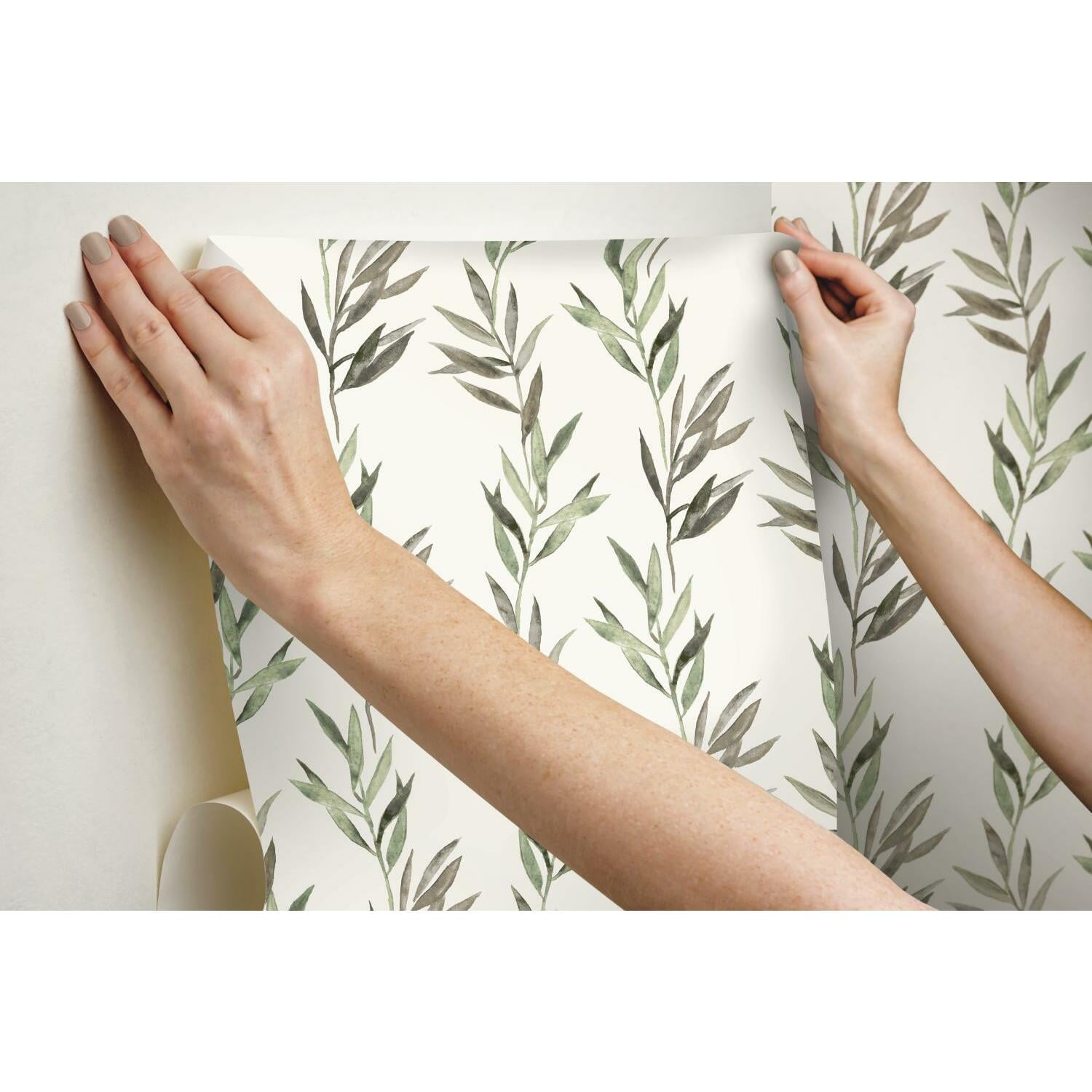 Better Homes & Gardens Scalata Branches Peel & Stick Wallpaper (Green, 18 in x 18.86 ft) qk4e2