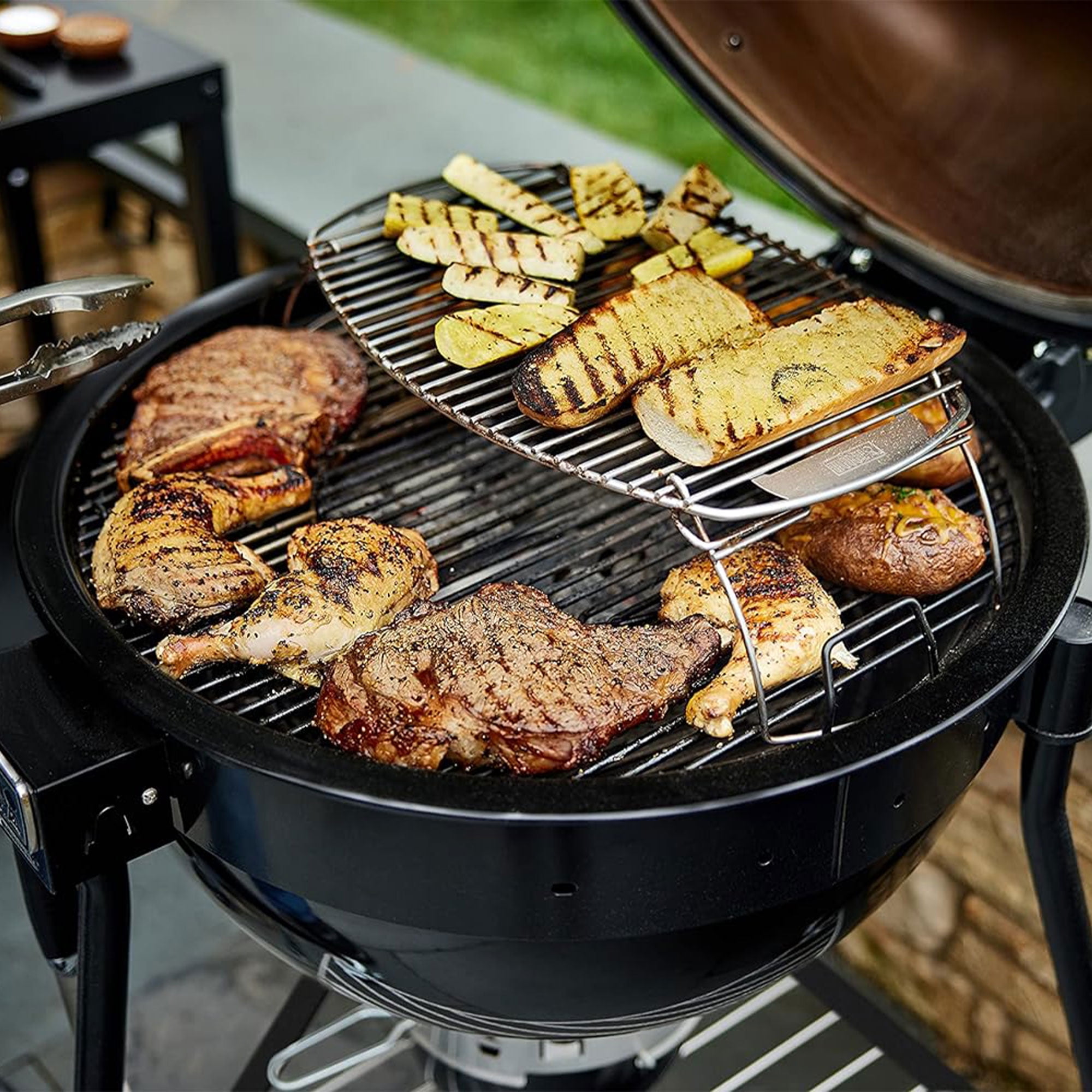Weber Summit Kamado E6 Charcoal Grill with Stainless Steel Lid (Black, 34.8 in x 35.8 in x 44.9 in) 1lwxk