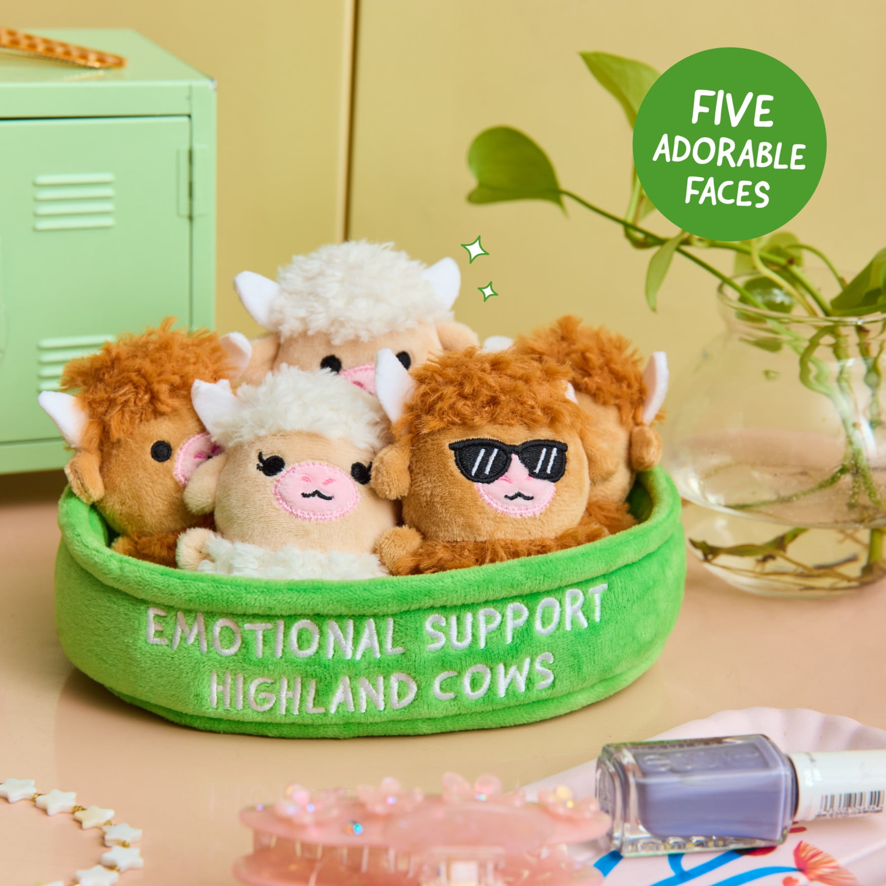 Emotional Support Pals Highland Cow Plush Set, Soft Stuffed Animal Toys with Carrying Basket (Brown, 5-Piece Set) oeqho