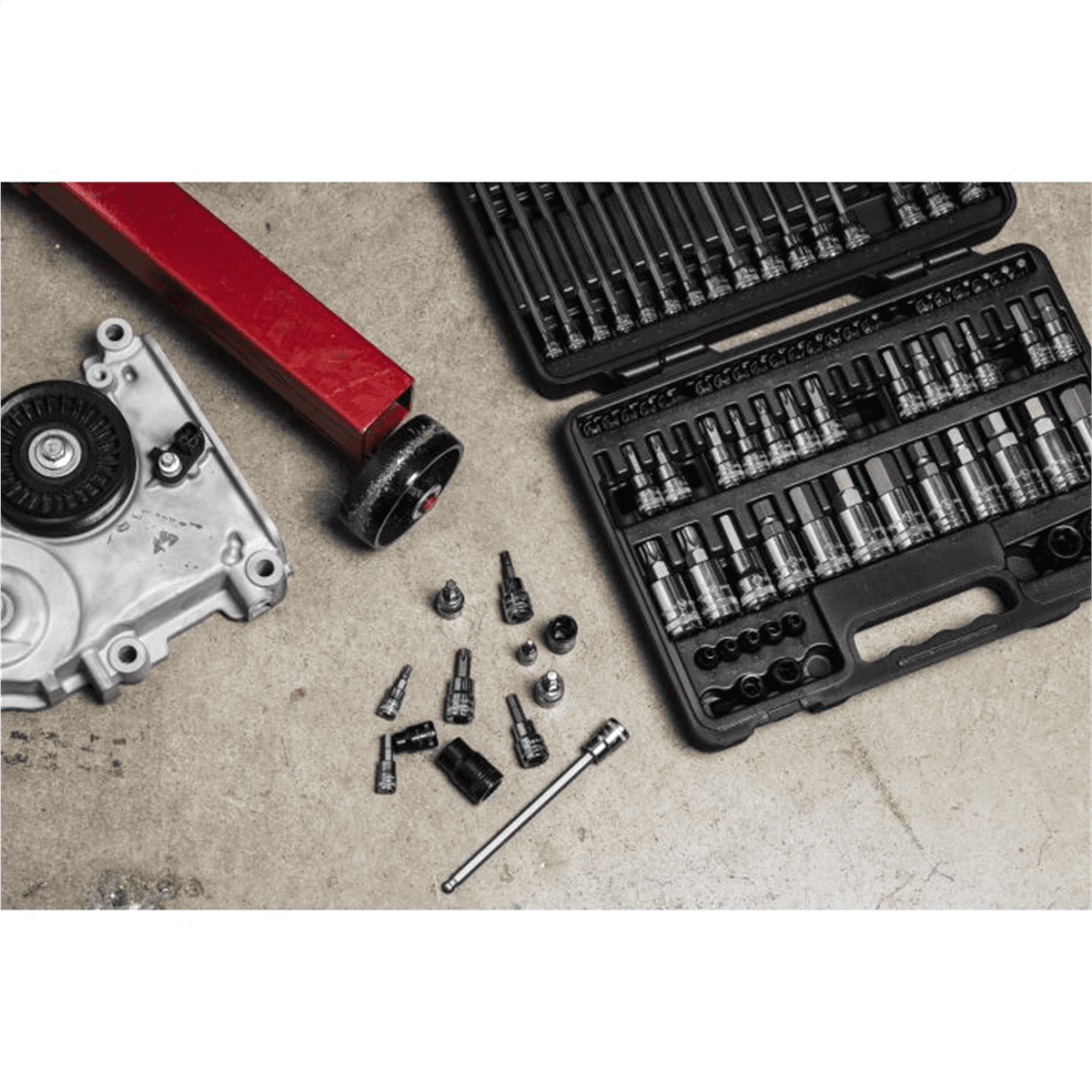 GEARWRENCH 84-Piece Master Hex and Torx Bit Socket Set (SAE/Metric, 84-Piece) jbce7