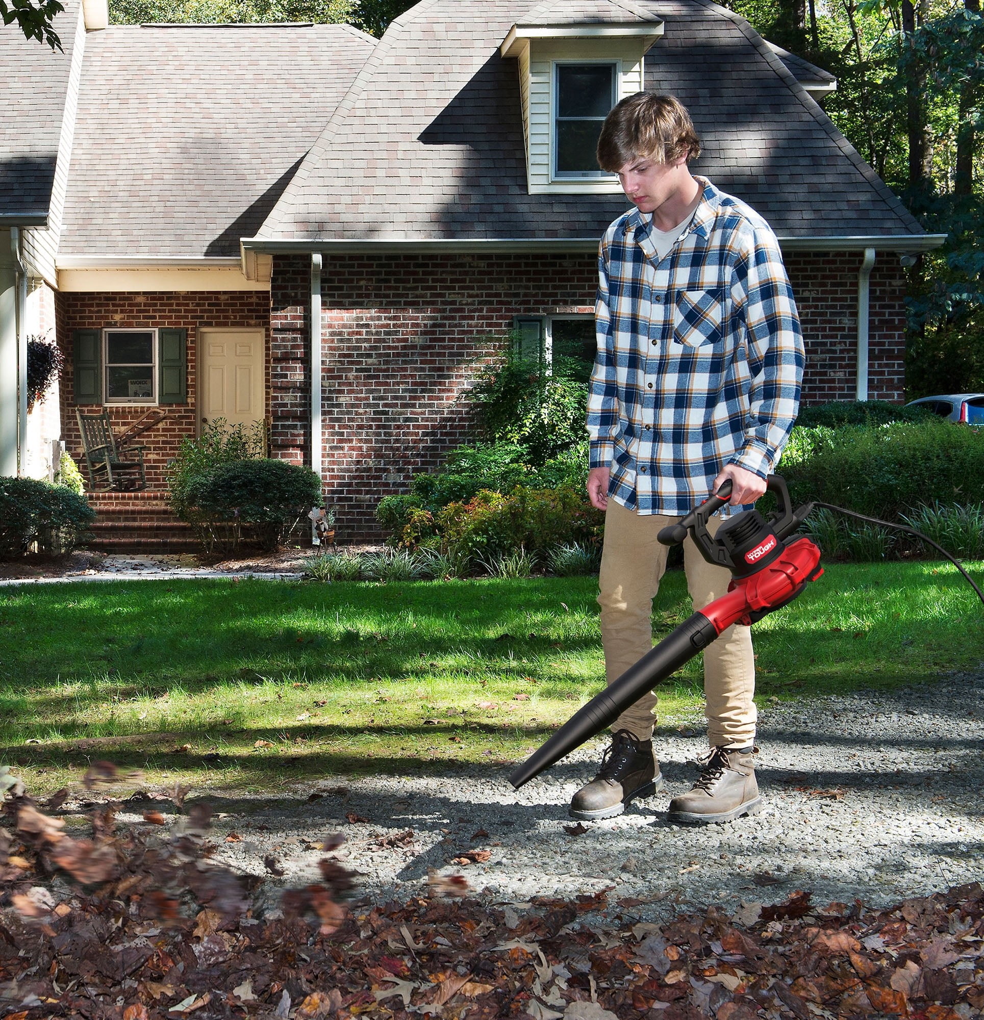 Hyper Tough 3-in-1 Electric Leaf Blower, Vacuum & Mulcher (12-Amp, 400 CFM, 7.5 lb) 127fd
