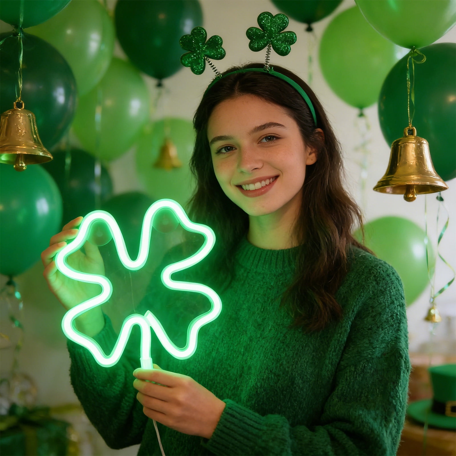 Dwellis St. Patrick's Day LED Hanging Clover Light, Shamrock Window Decor with Suction Cups (Green, 1 Count) blky1