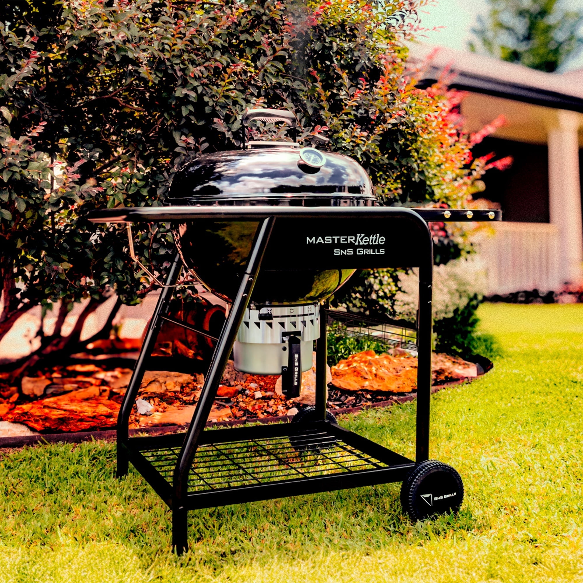 SnS Grills MasterKettle 22 in Charcoal Grill and Smoker (Black, 22 in) cwkw4
