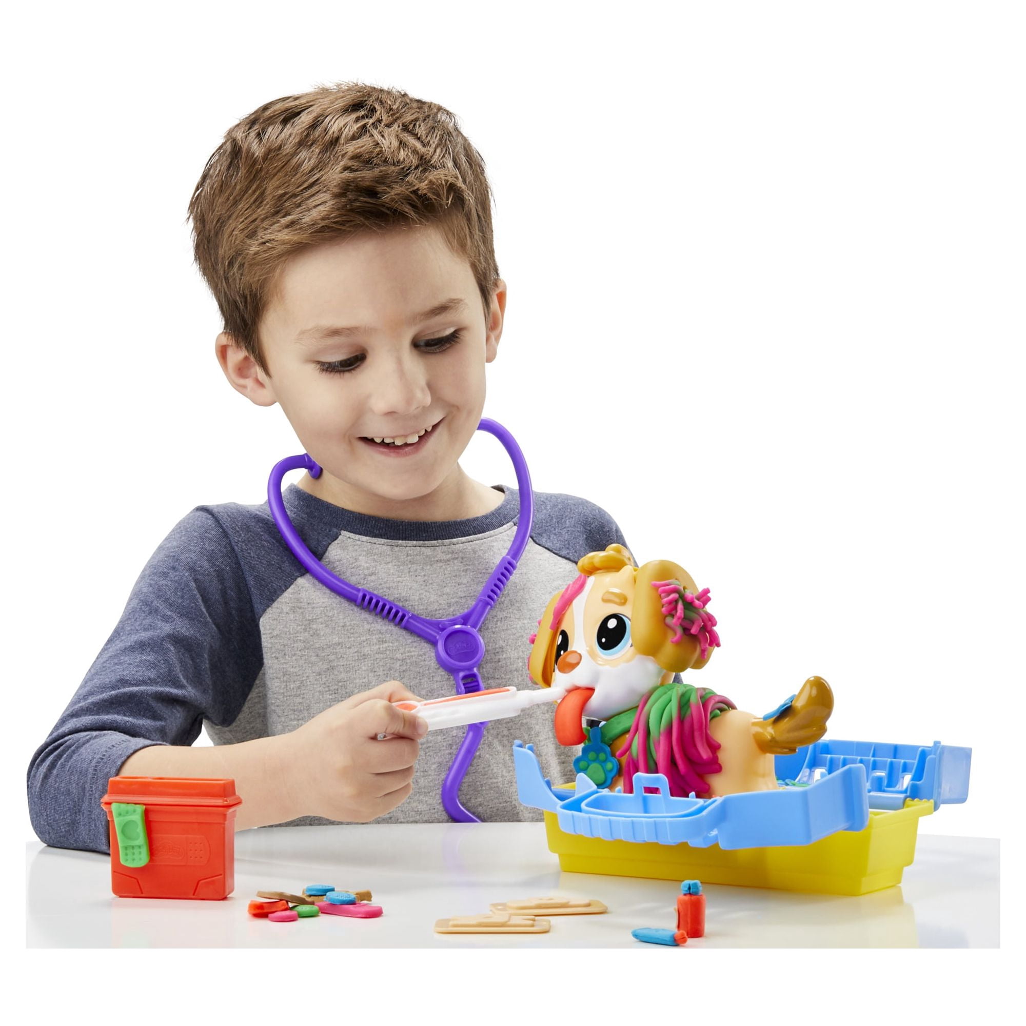 Play-Doh Care 'N Carry Vet Playset with Toy Dog and 10 Modeling Tools (5 Colors, 2 oz) 607k4