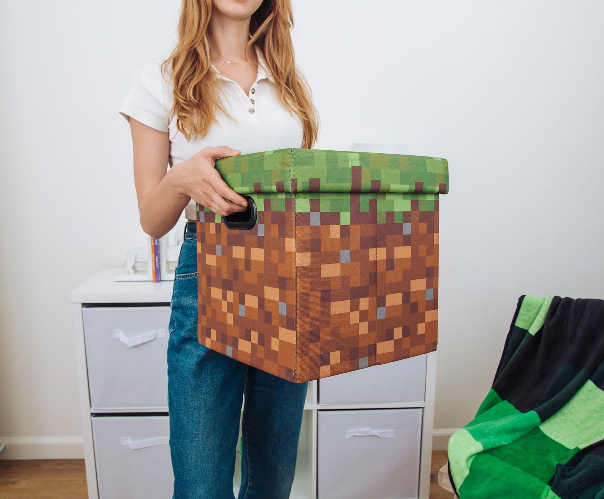 Minecraft Grassy Block Fabric Storage Bin Cube Organizer with Lid (Brown, 13 in) qmtn3