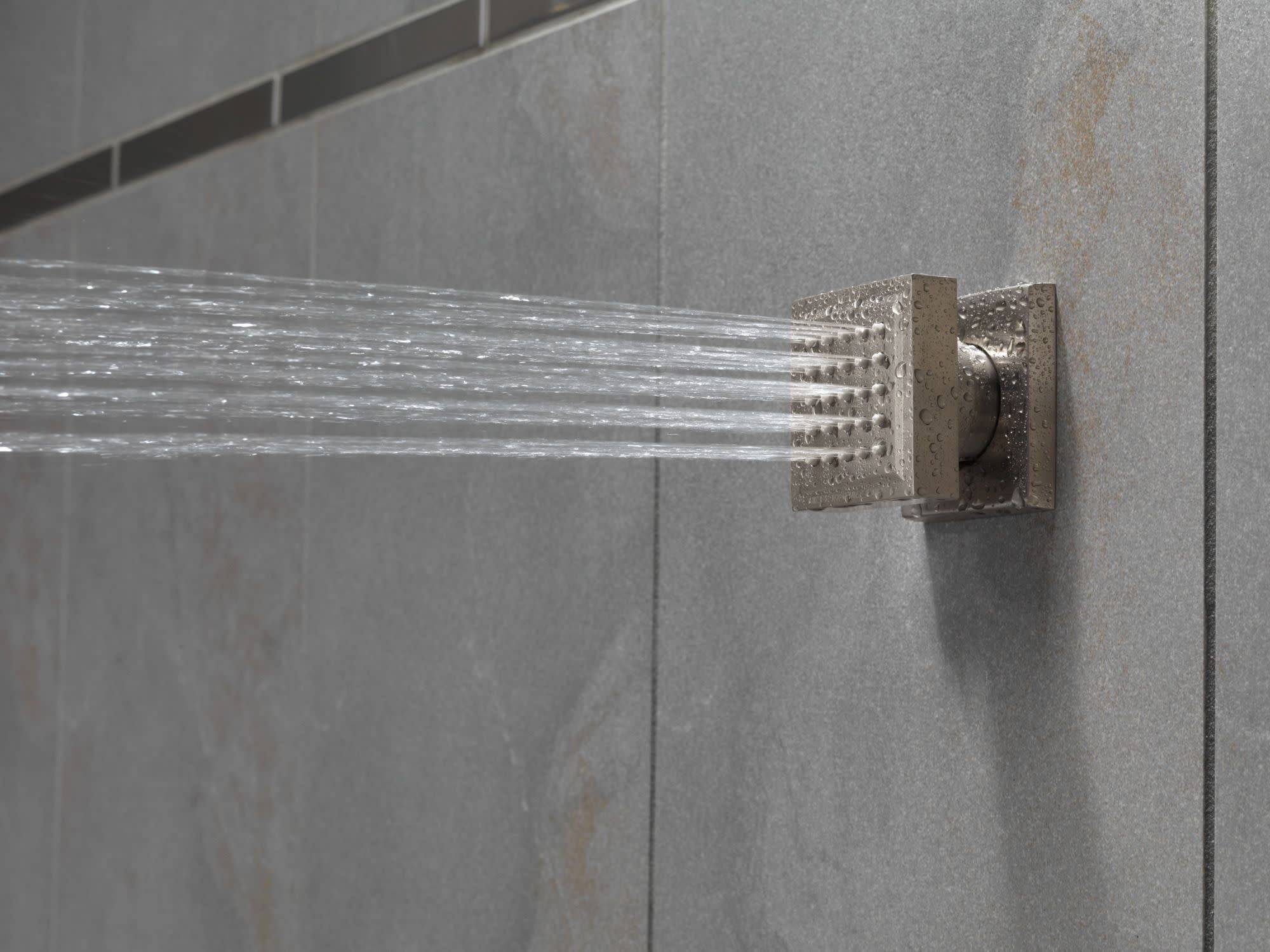 Delta Faucet 50150 Single Function Square Body Spray with Lumicoat Chrome Finish (1.75 GPM) sehye