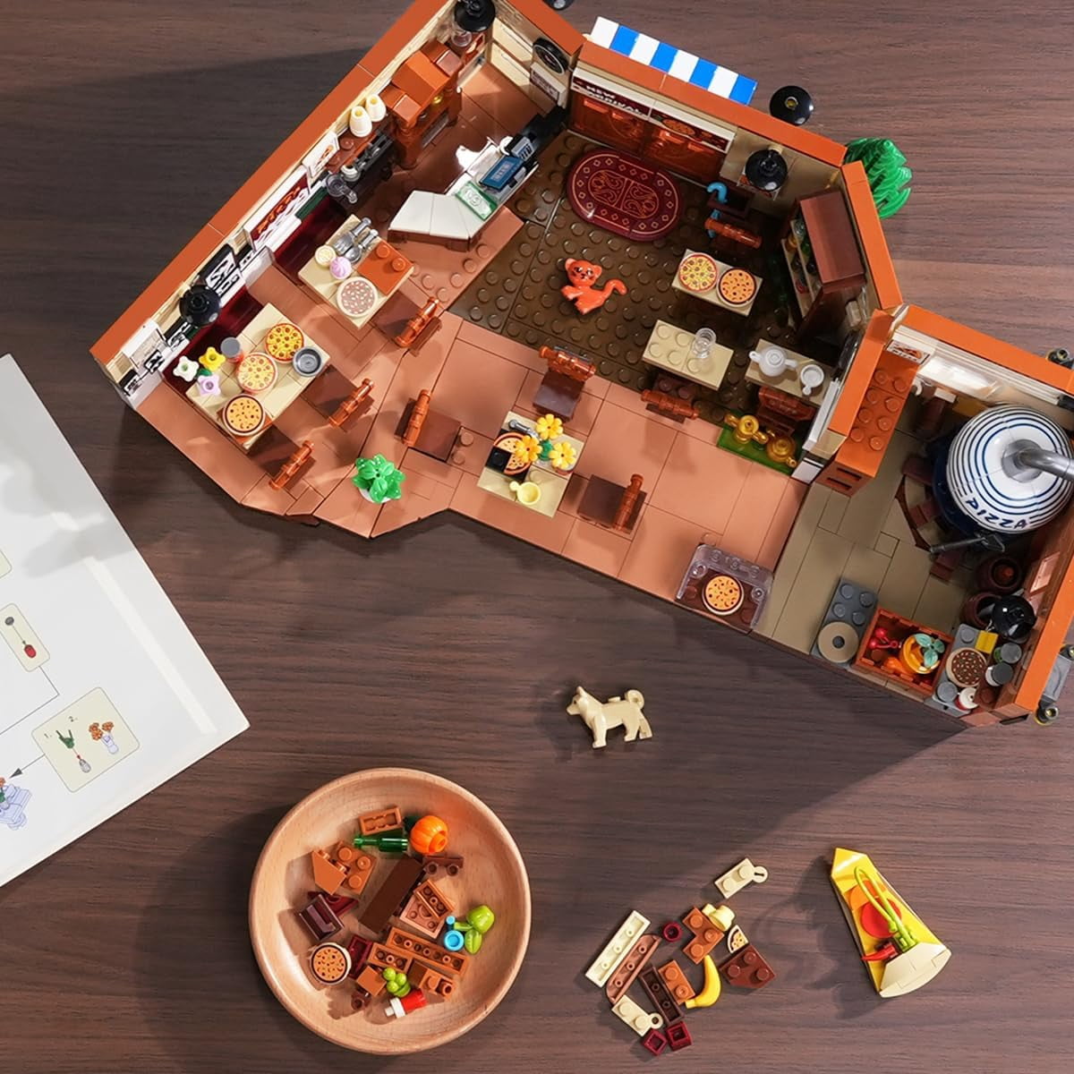 TERRAMUS City Street Pizza Restaurant Building Set with LED Lights (1098 Pieces) vnesn