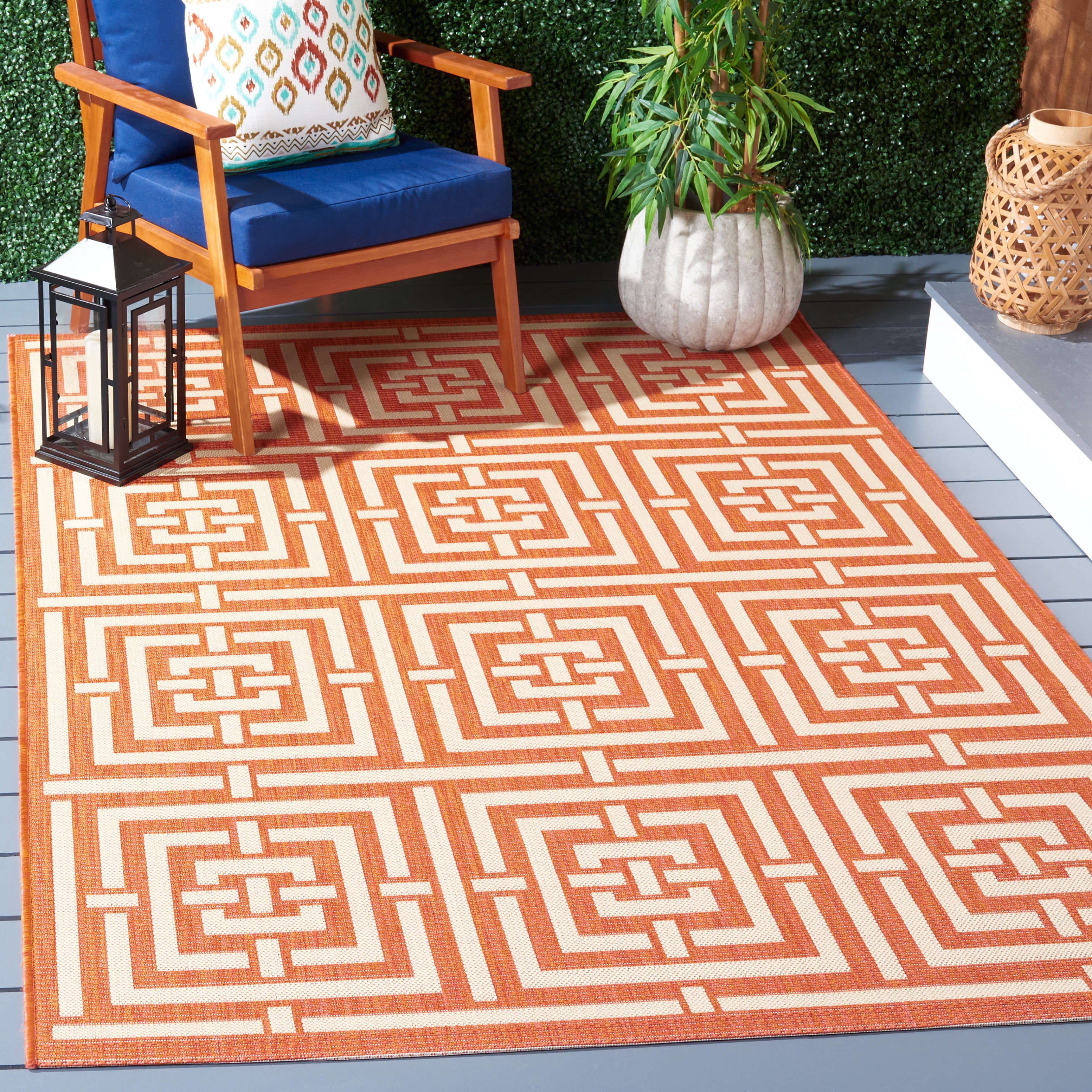 Safavieh Courtyard Ariana Geometric Indoor/Outdoor Area Rug (Terracotta/Cream, 5 ft 3 in x 7 ft 7 in) knixq