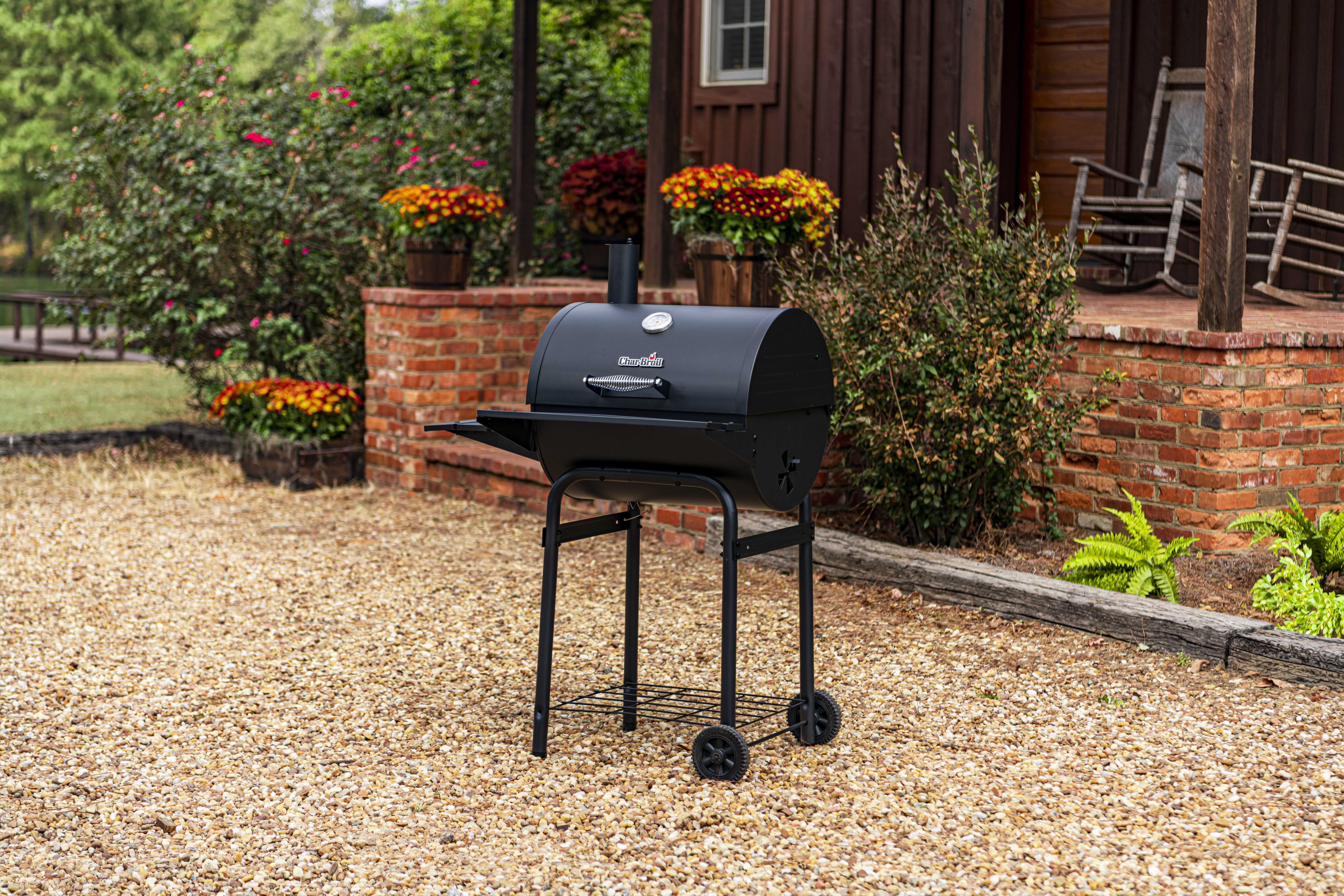 Char-Broil 625 Charcoal Grill with Adjustable Height Pan and Ash Drawer (Black, 580 sq. in) pq0mp