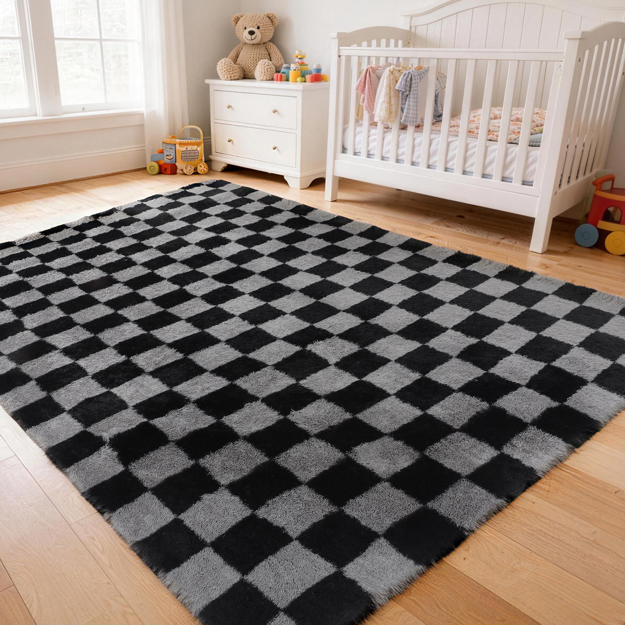 Cozydesg Shag Area Rug, Soft Fluffy Checkered Floor Carpet, Non-Slip Washable Rug for Living Room and Bedroom (Black & Grey, 5 ft x 8 ft) 1noe6
