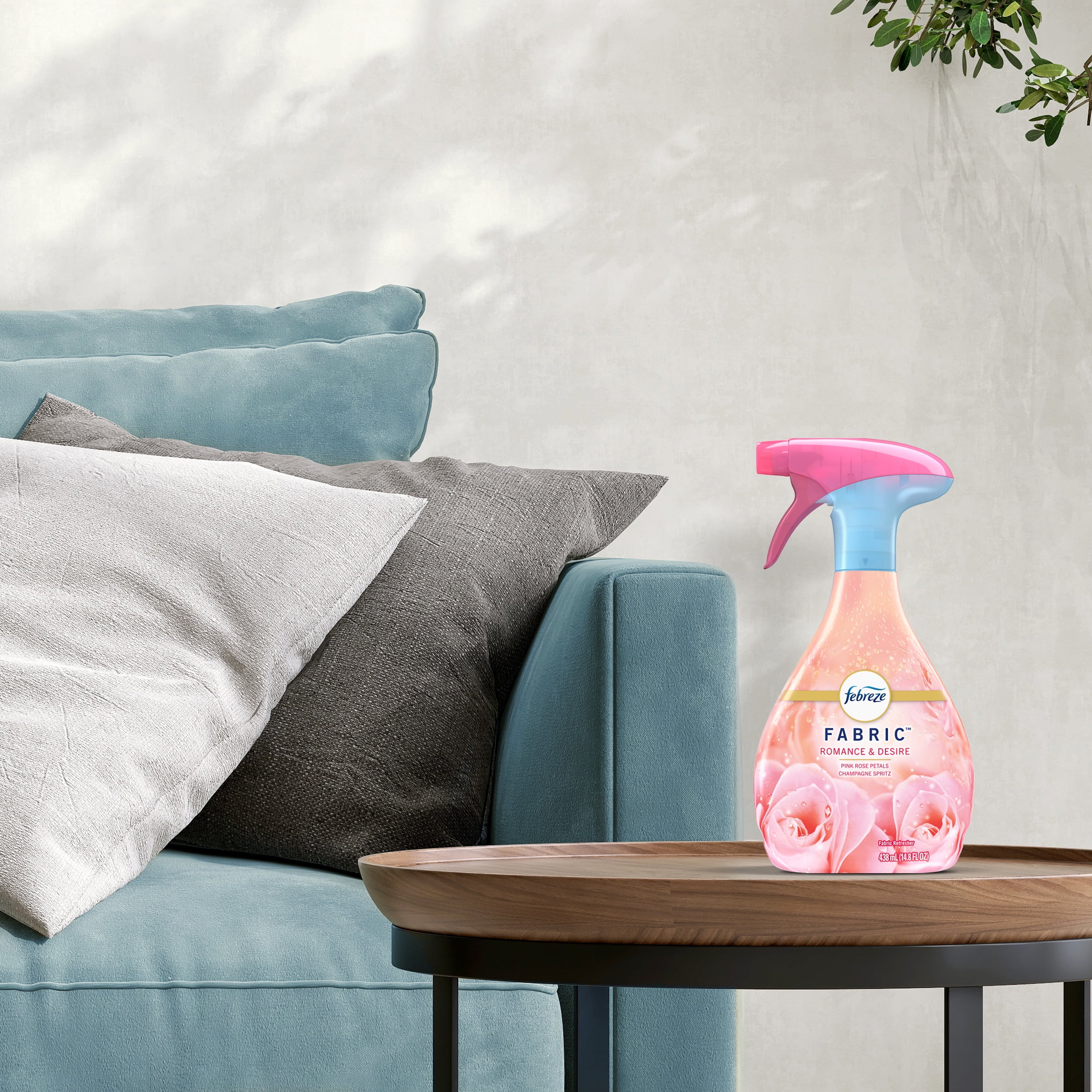 Febreze Odor-Fighting Fabric Refresher Spray, Romance & Desire Scent (23.6 fl oz) 4jvnt